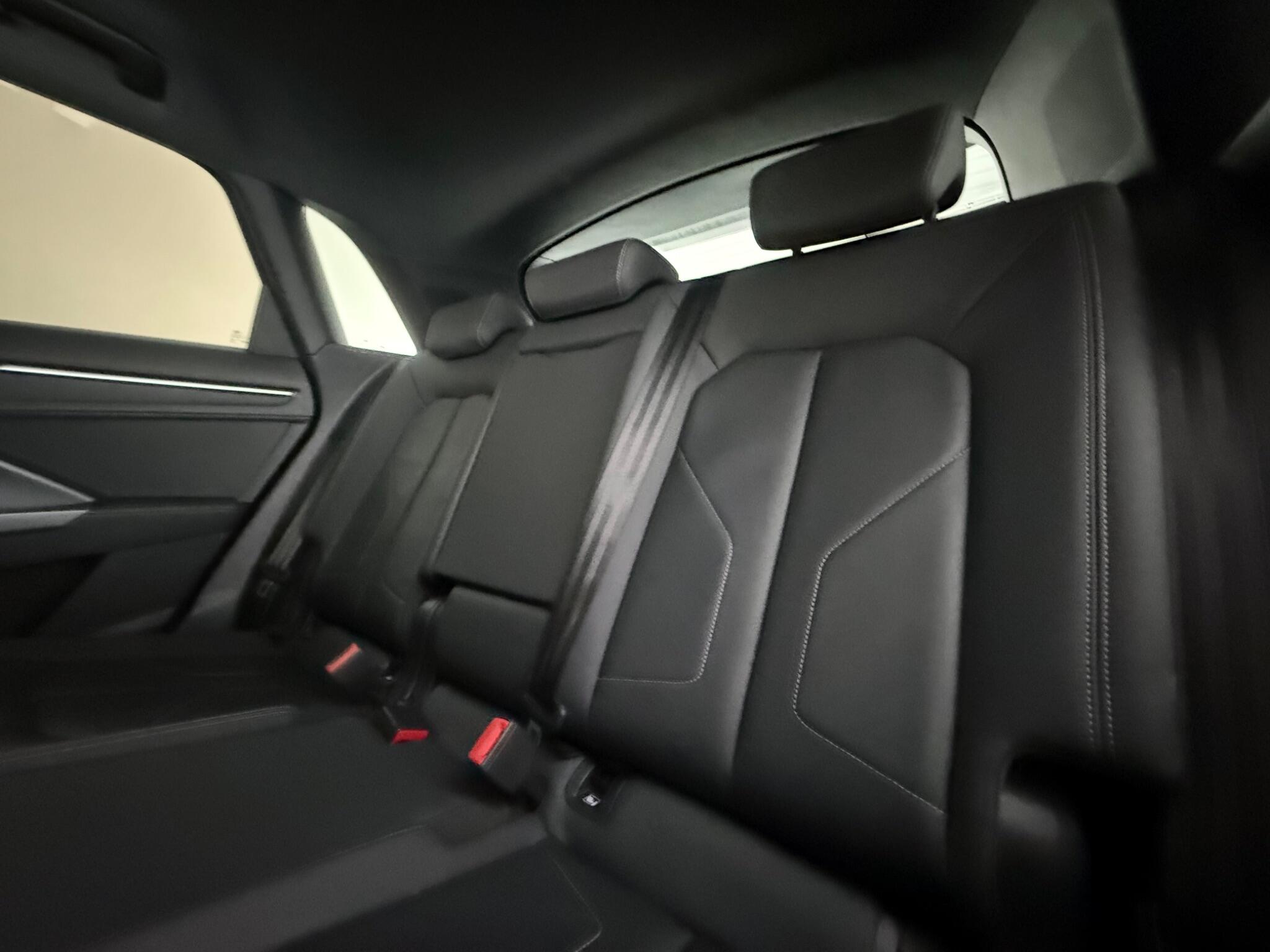 Audi Q3 view 34