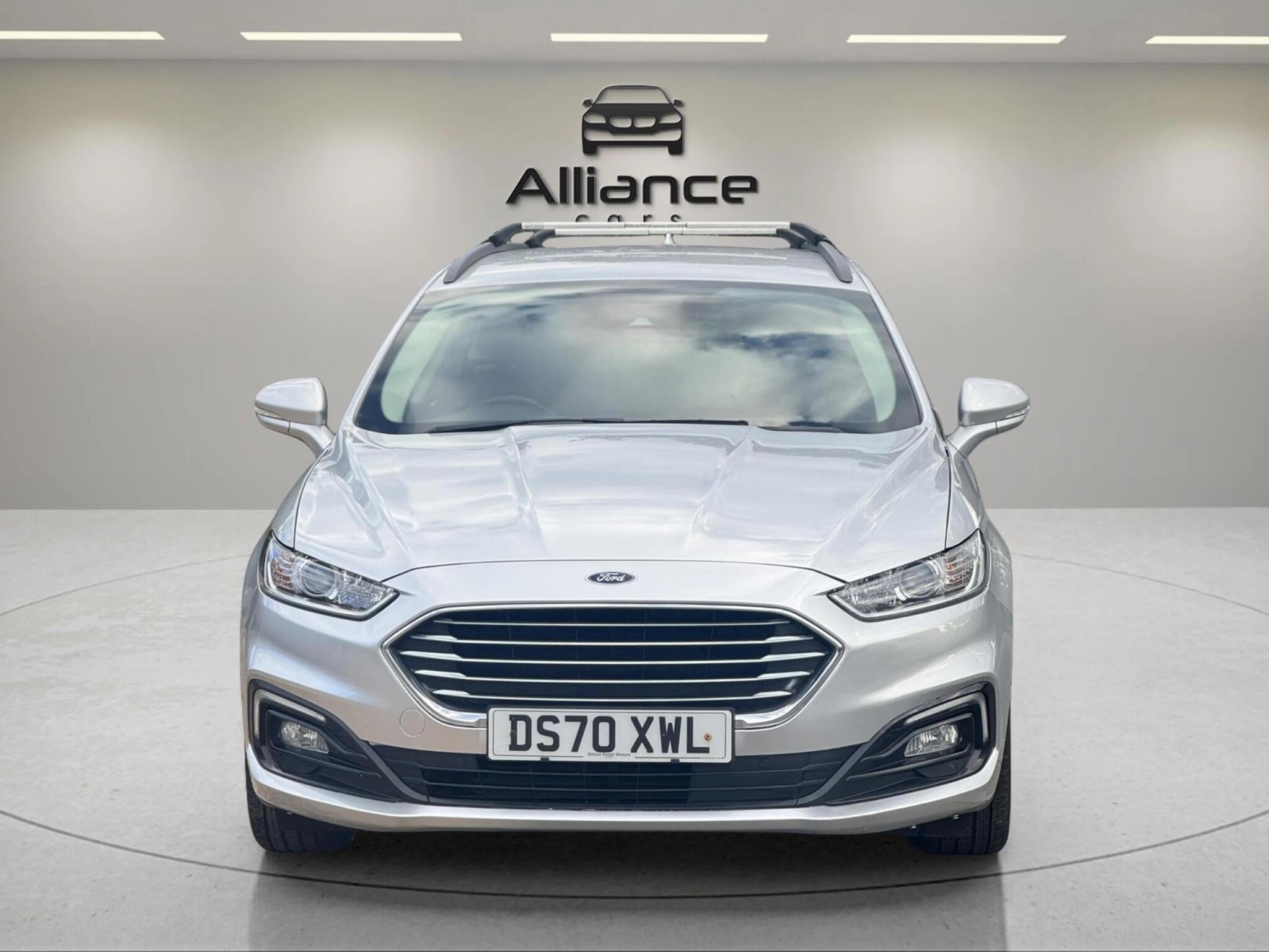 Ford Mondeo view 69