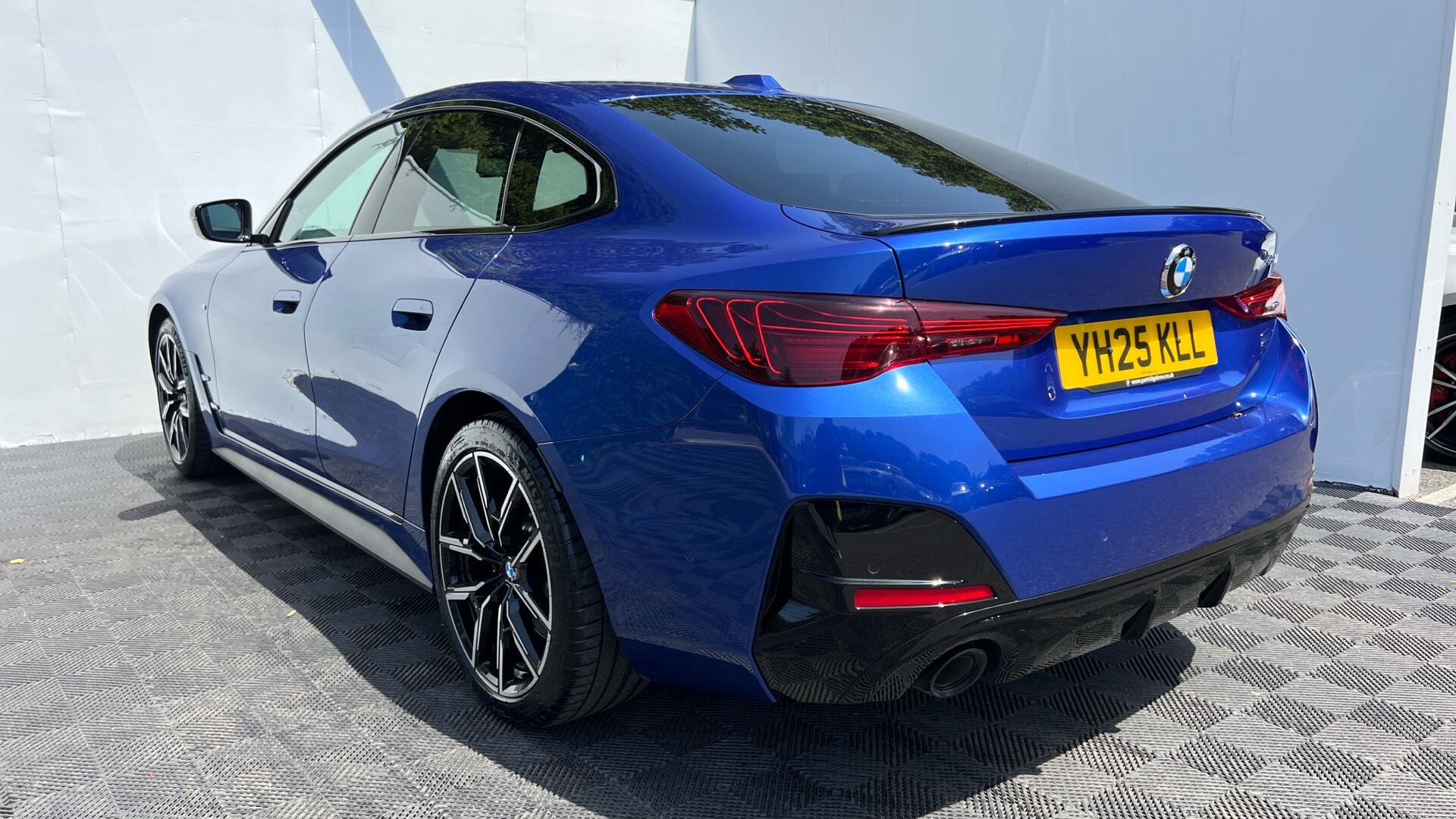 BMW 4 Series view 28