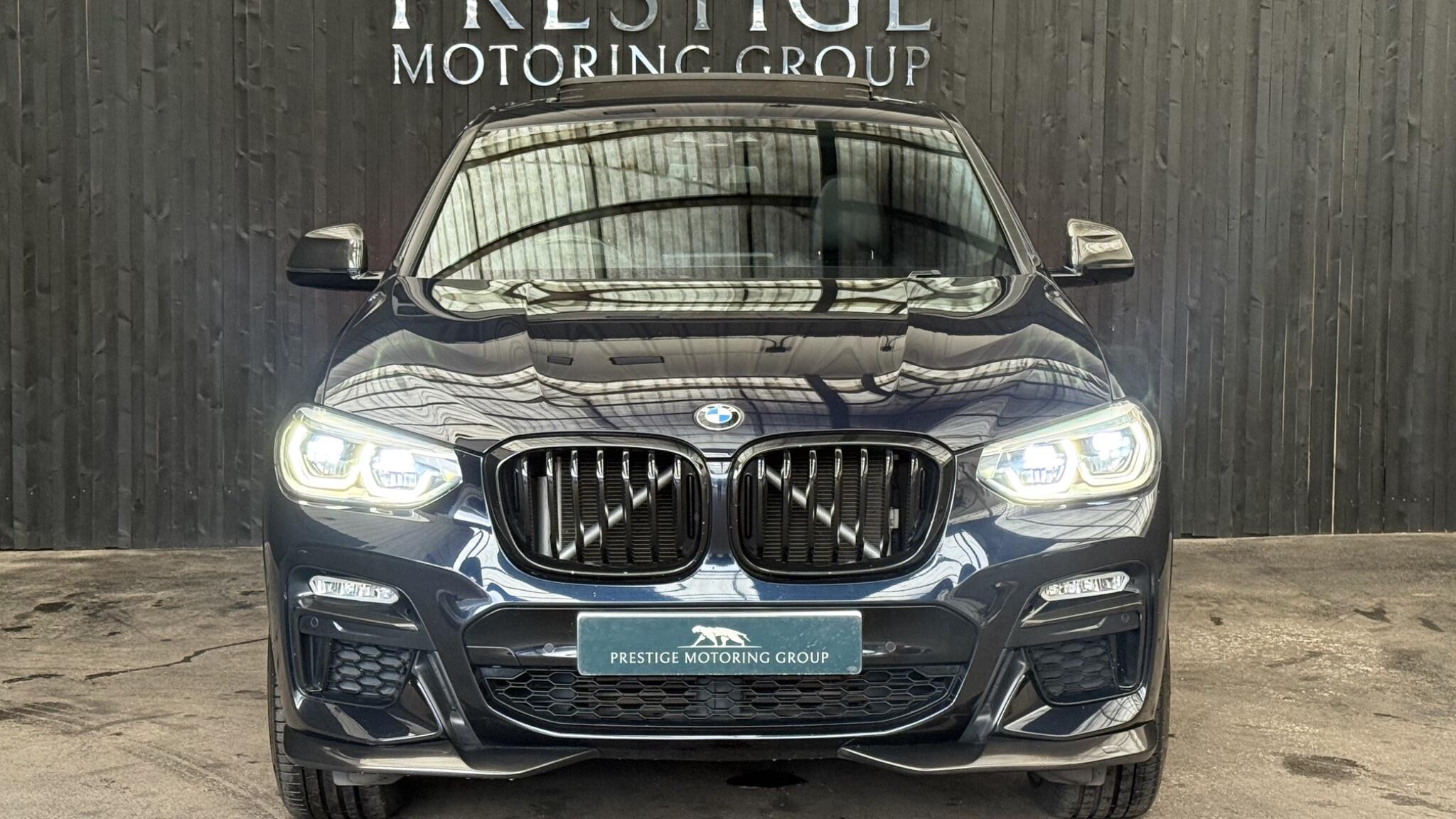 BMW X4 view 3