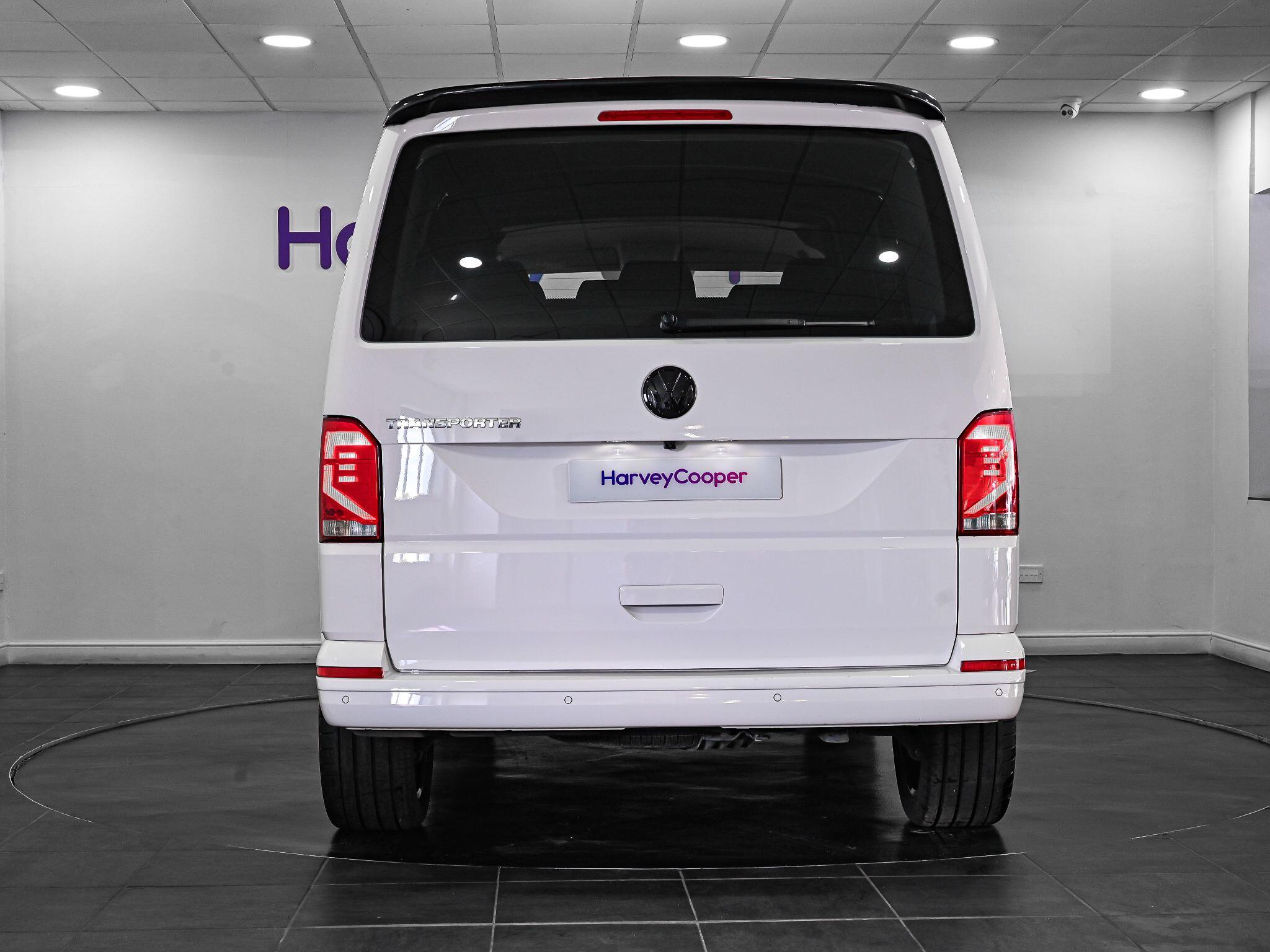 Volkswagen Transporter view 22
