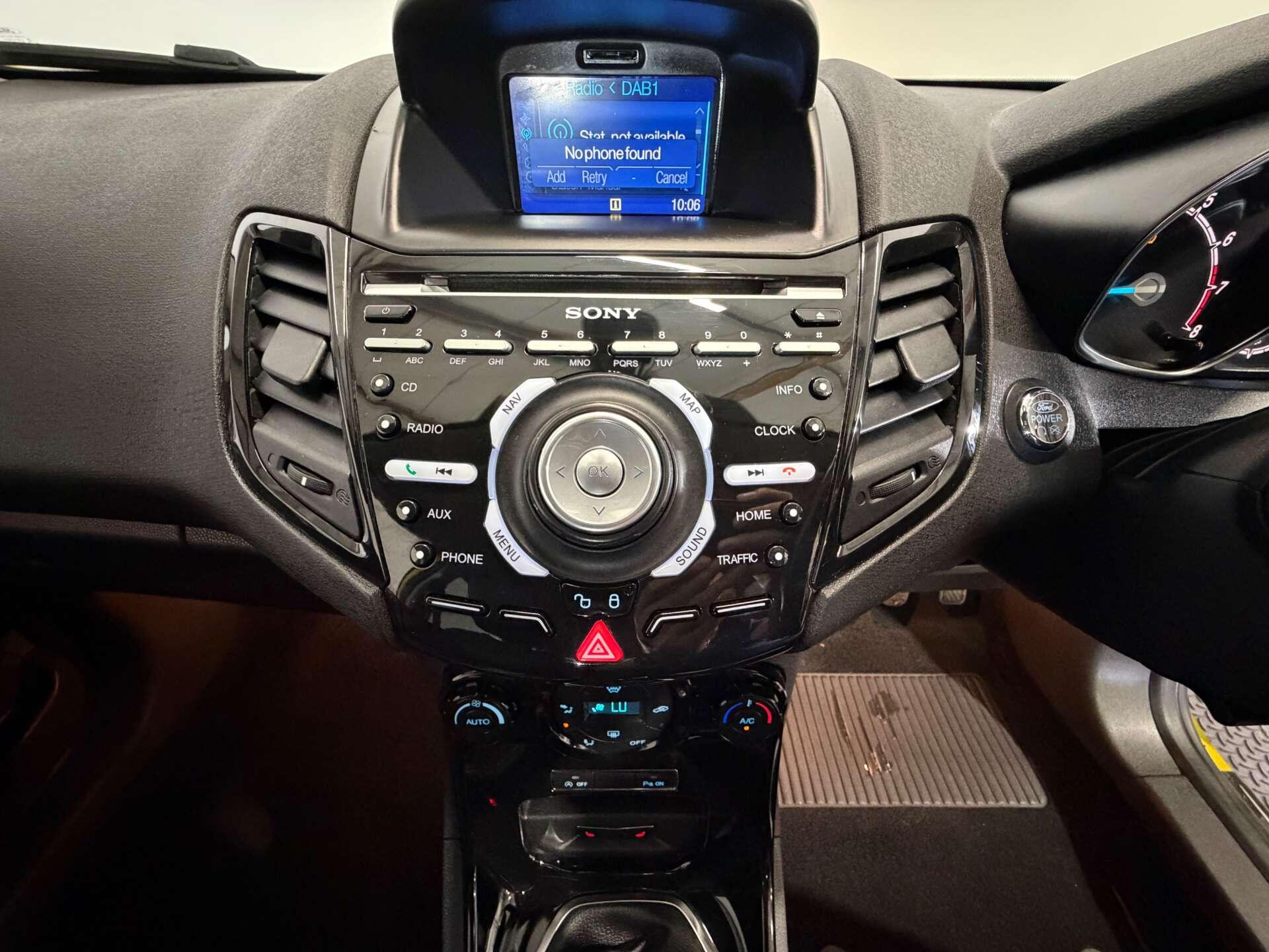 Ford Fiesta view 37