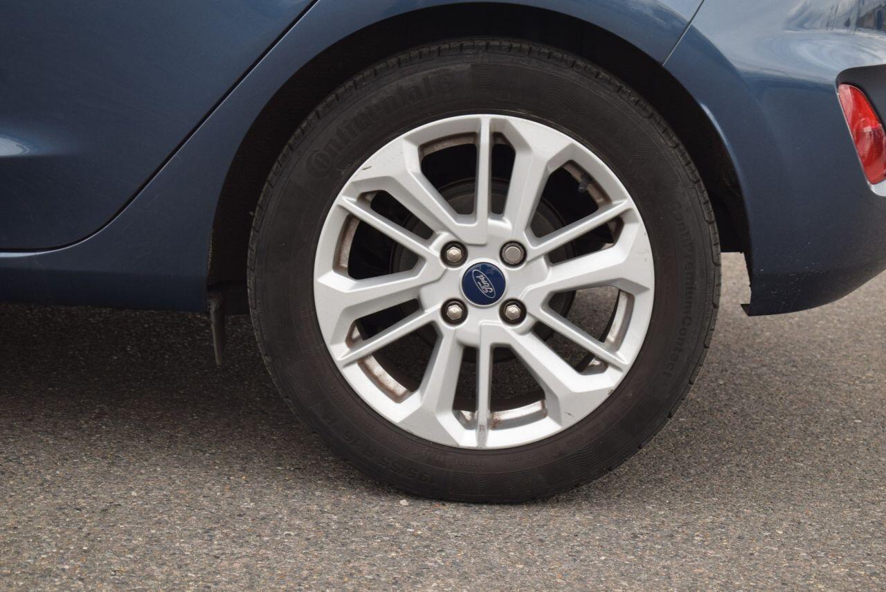 Ford Fiesta view 15