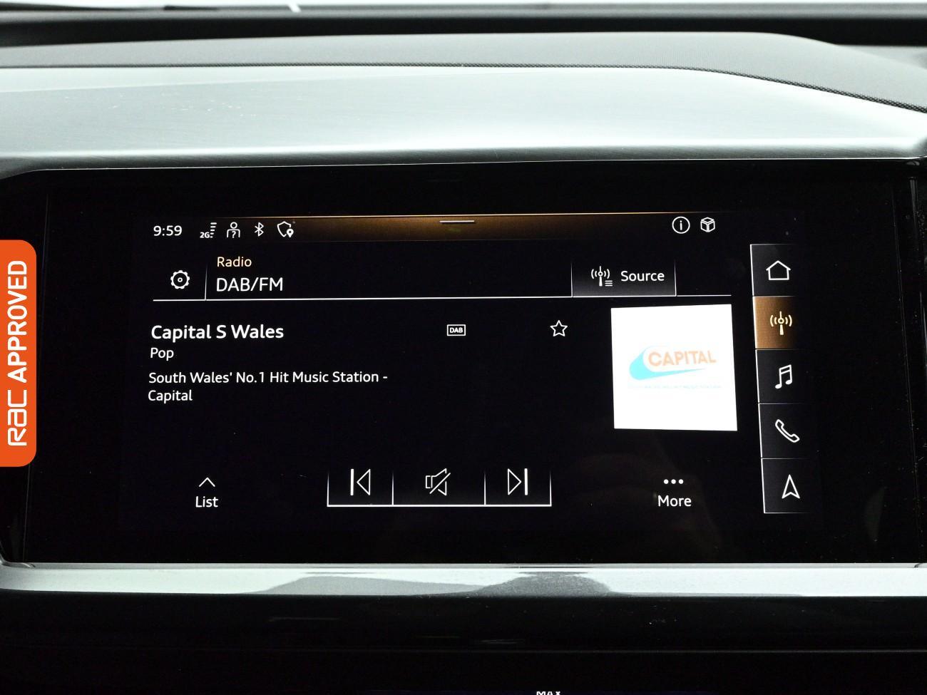Audi Q4 e-tron view 23