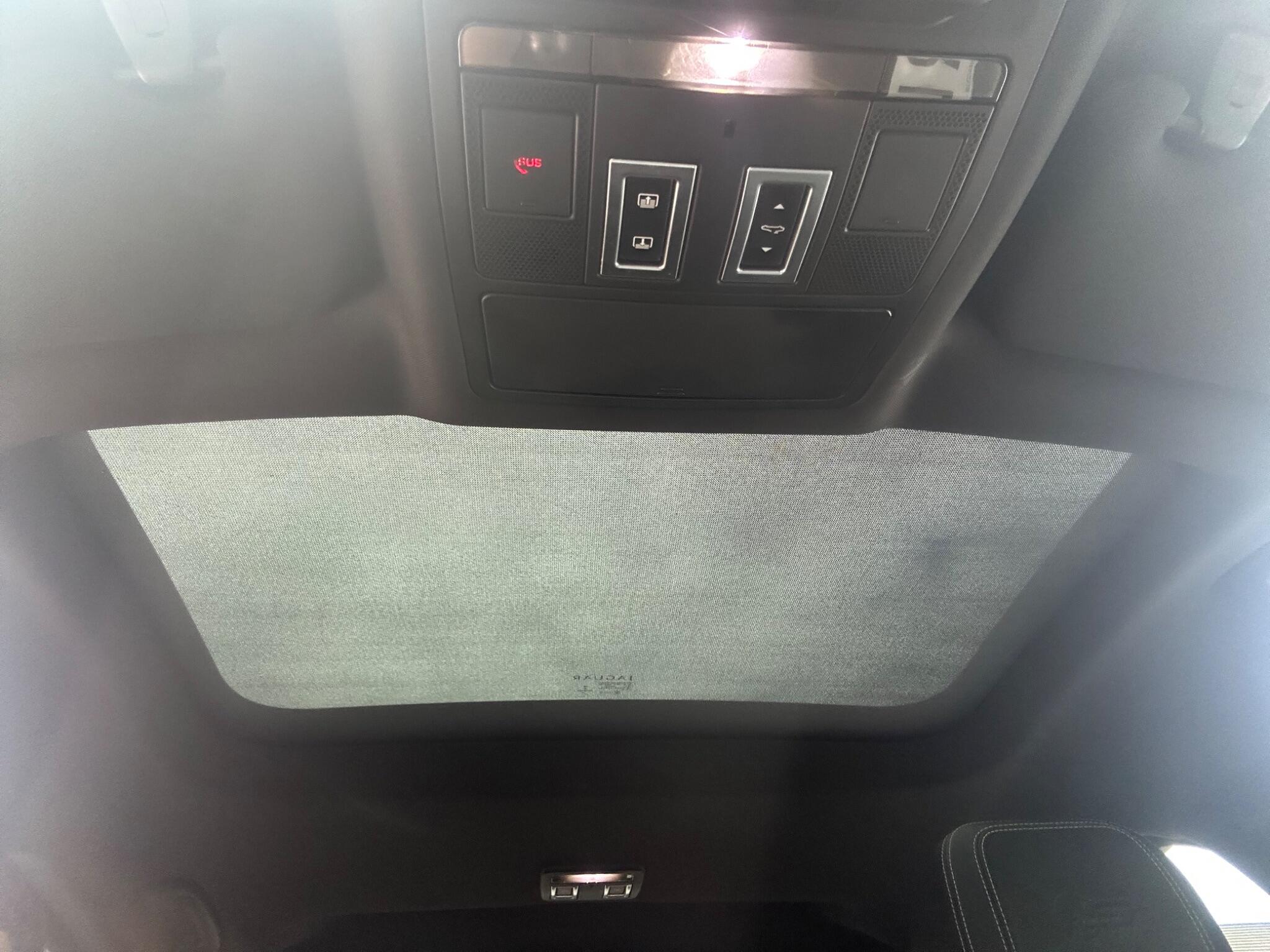 Jaguar XF view 60