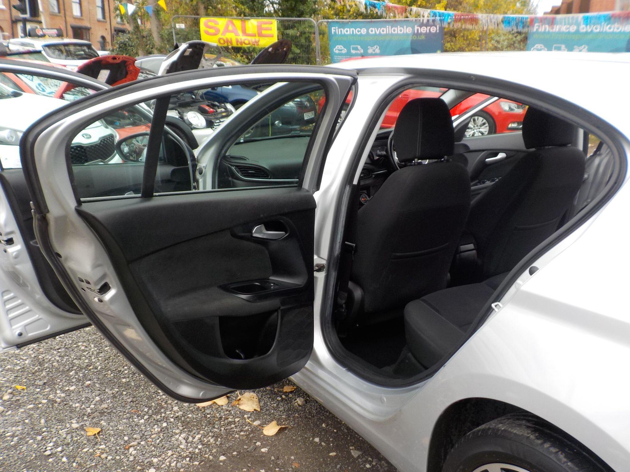 Fiat Tipo 1.3 MultiJetII Lounge Euro 6 (s/s) 5dr