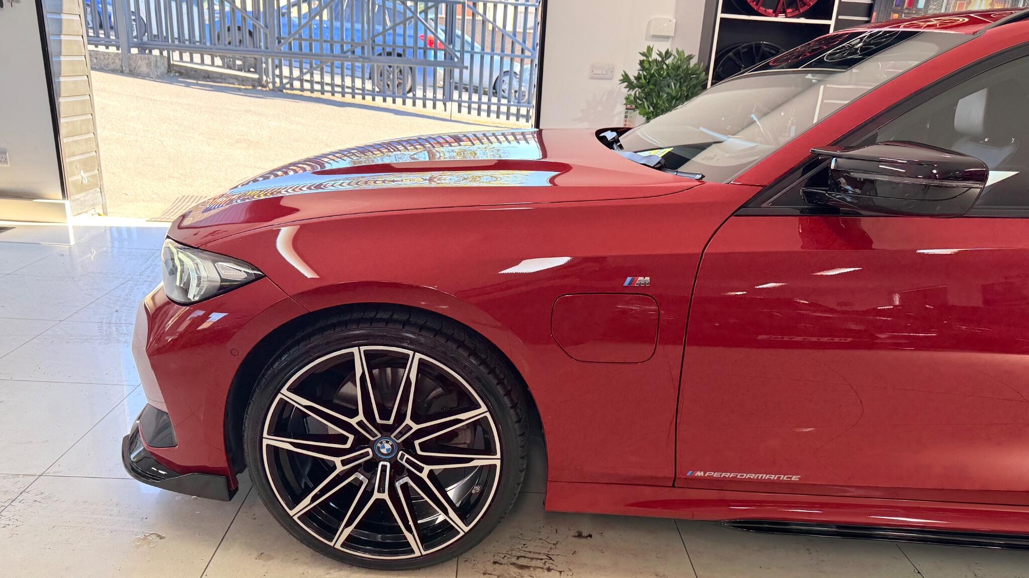 BMW 3 Series view 36