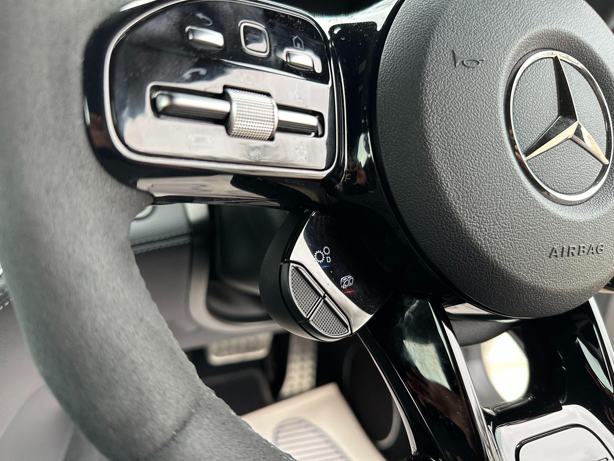 2020 Mercedes-Benz AMG GT 4.0 V8 BiTurbo R PRO SpdS DCT Euro 6 (s/s) 2dr • 8,100 miles image 17