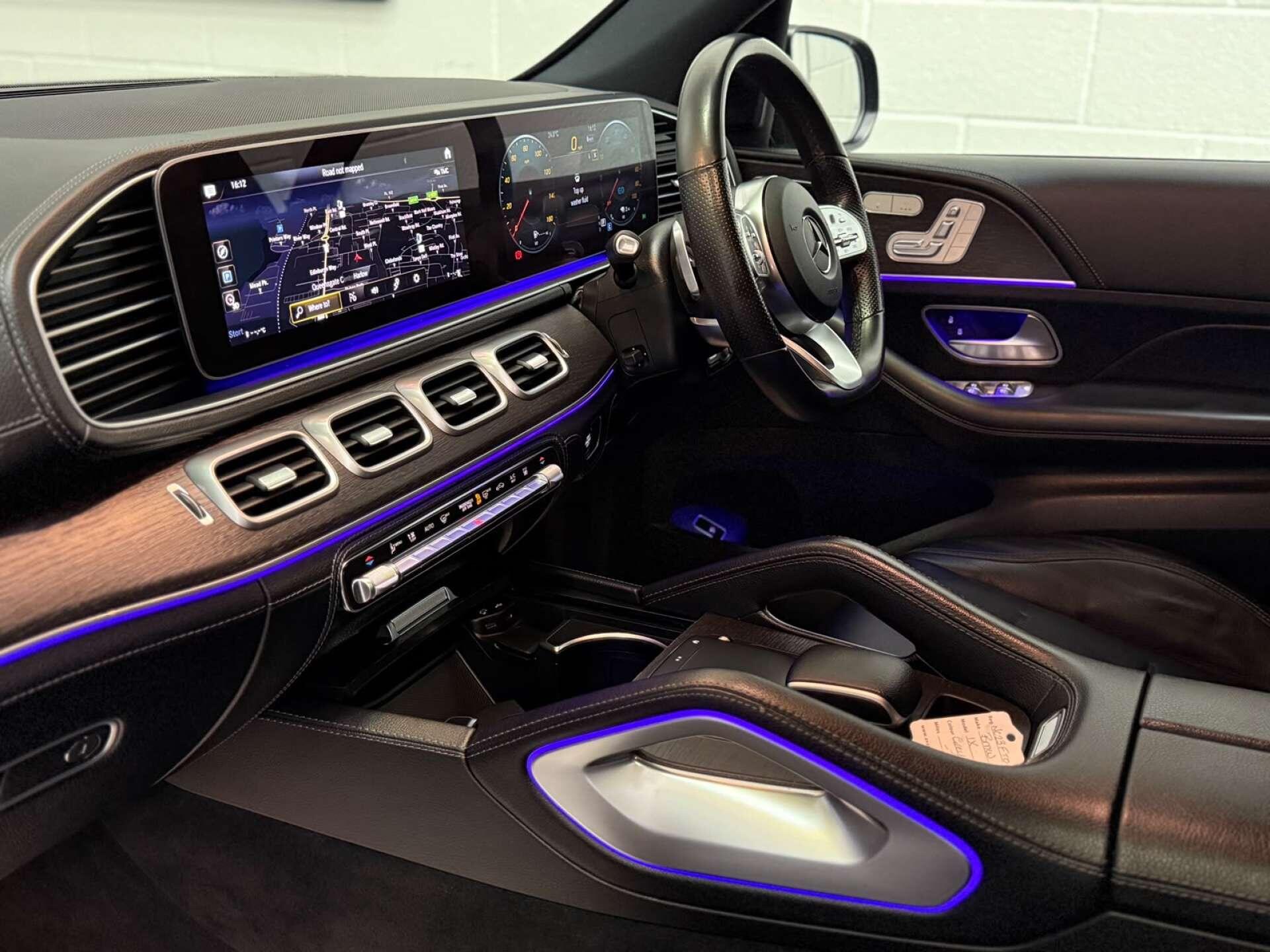 Mercedes-Benz Gle view 17