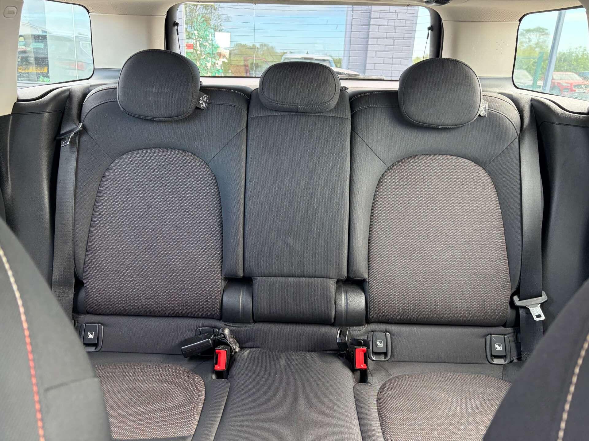 Mini Countryman view 32