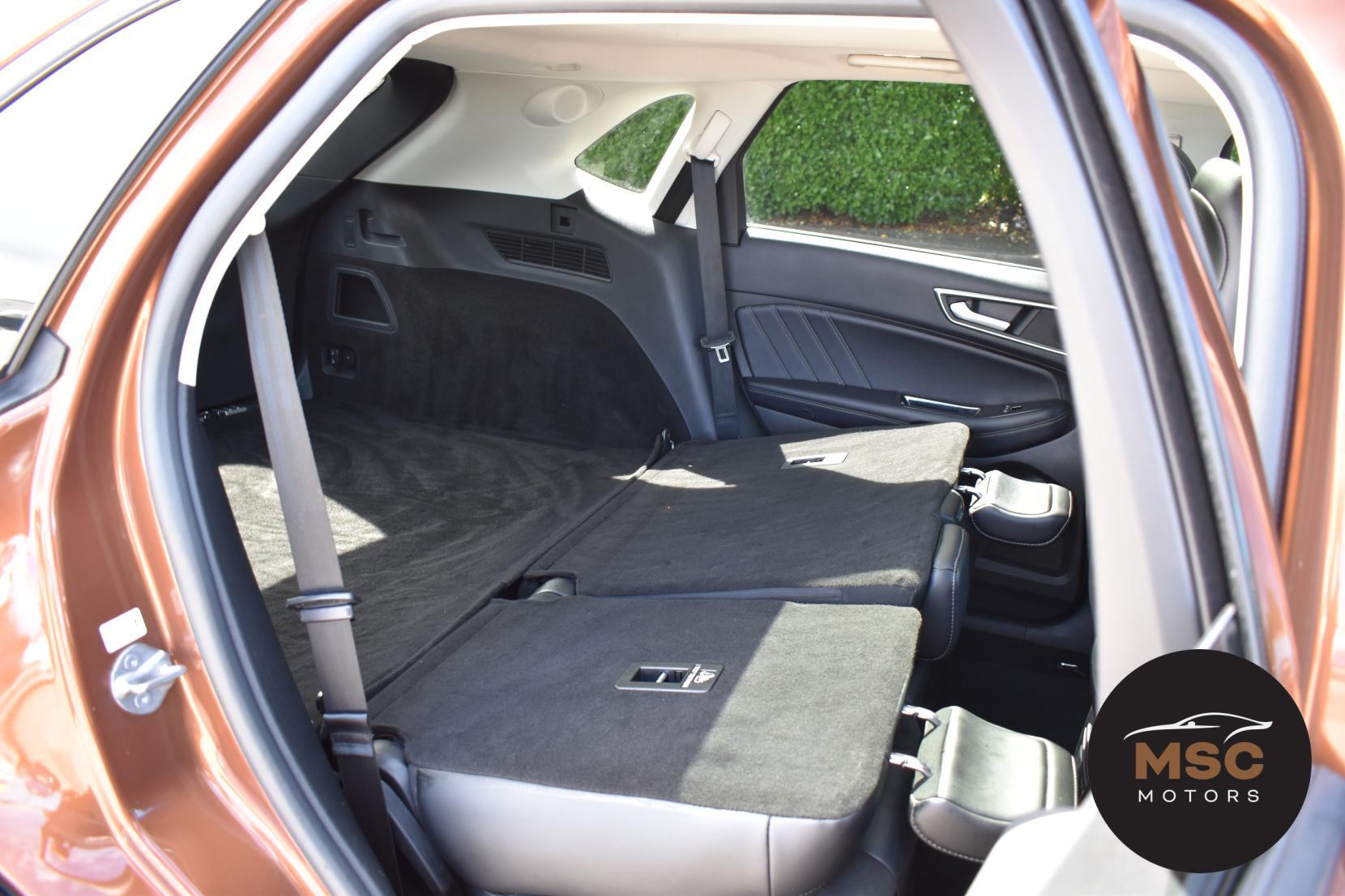 Ford Edge view 39
