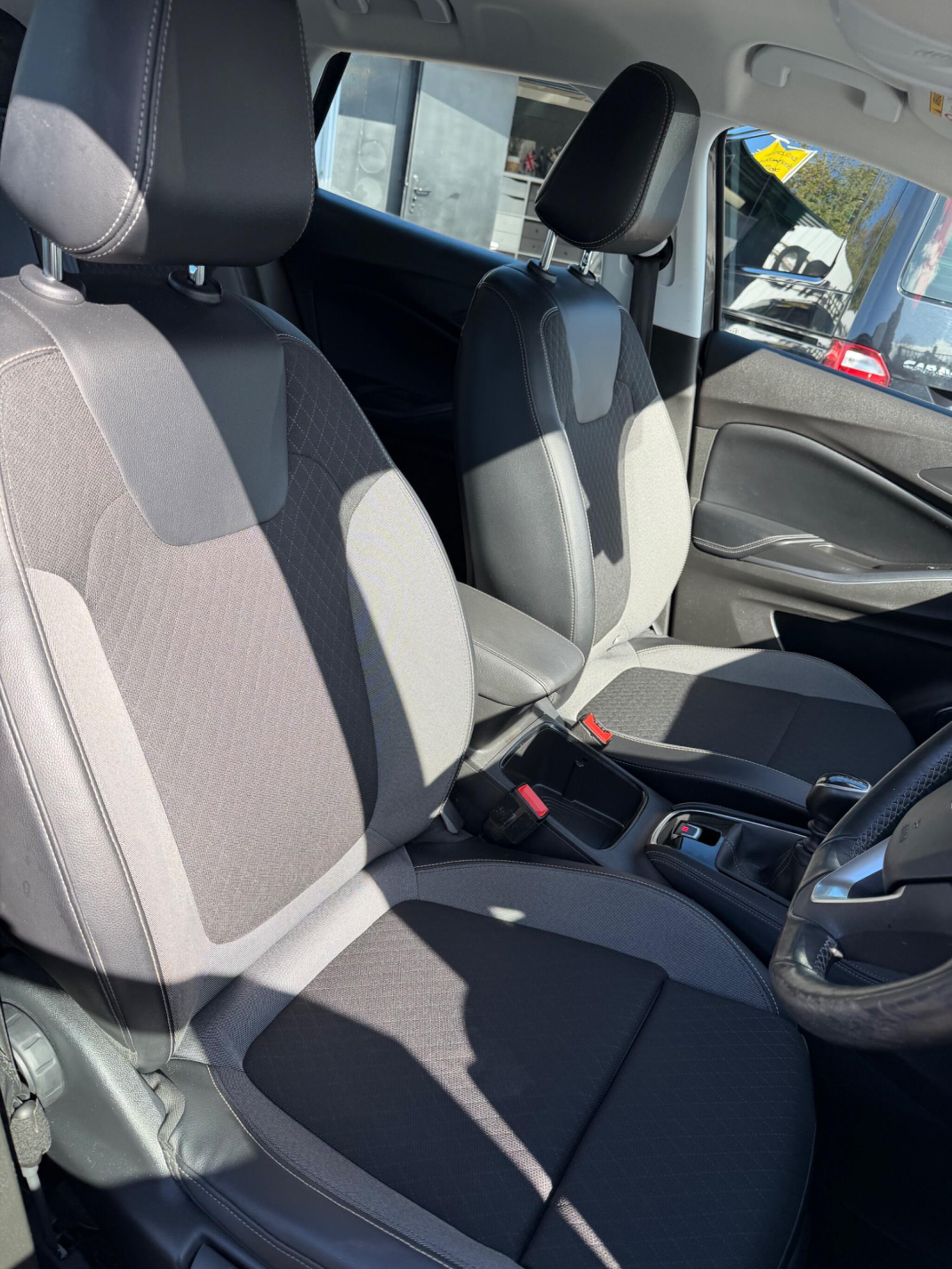 Vauxhall Grandland X view 17