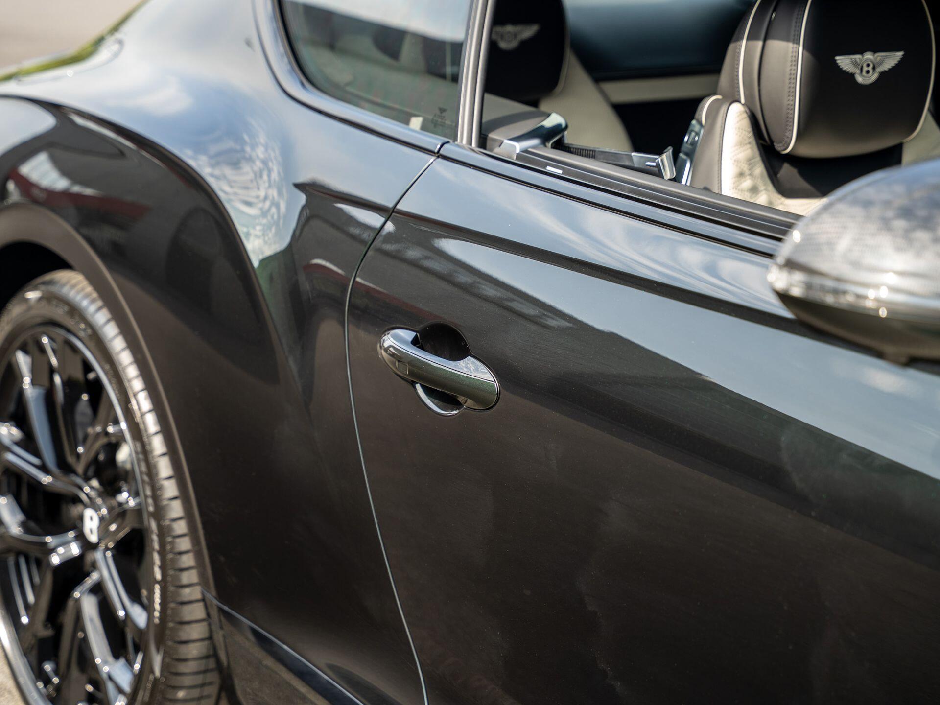 Bentley Continental view 40
