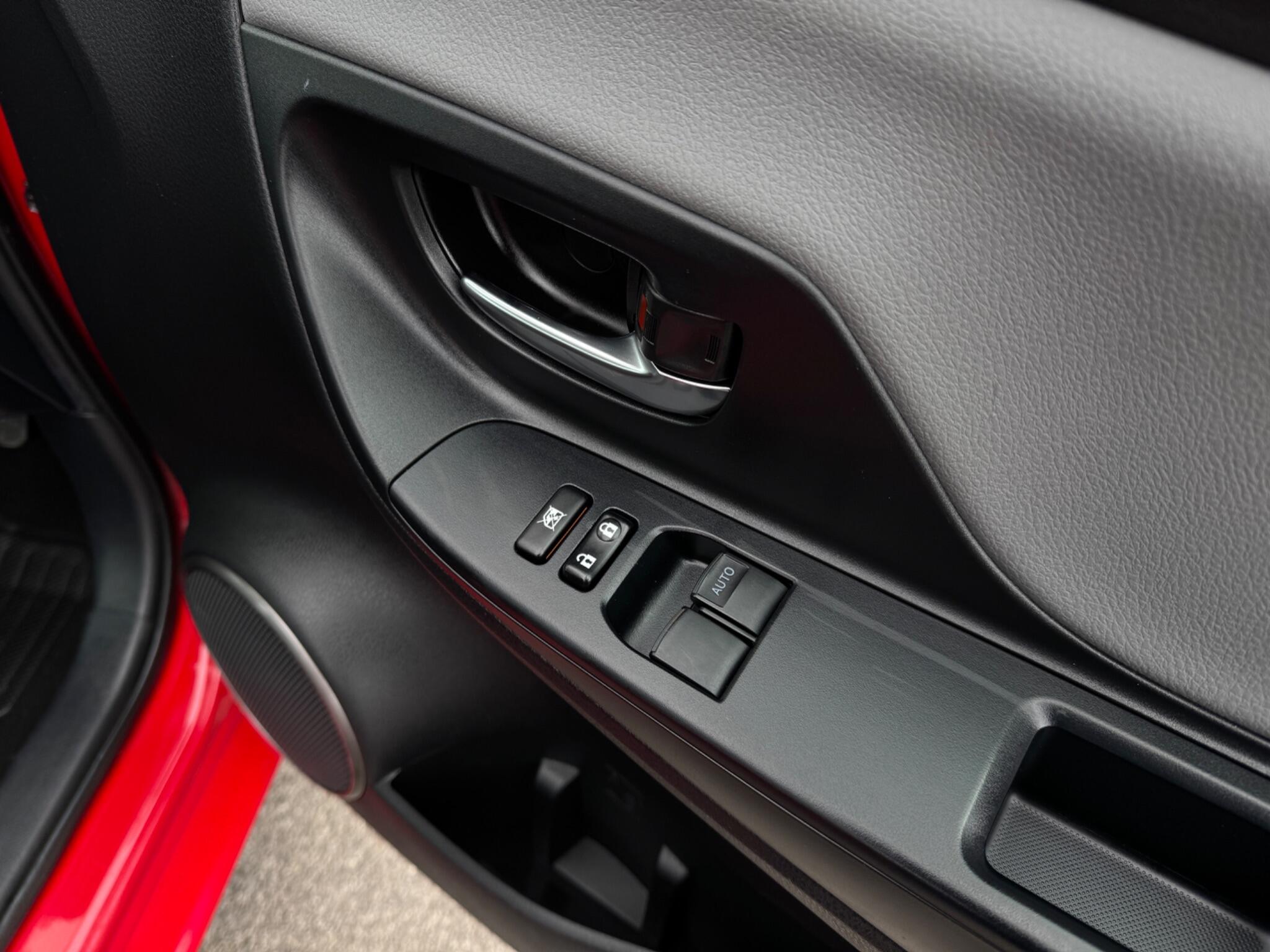 Toyota Yaris view 44