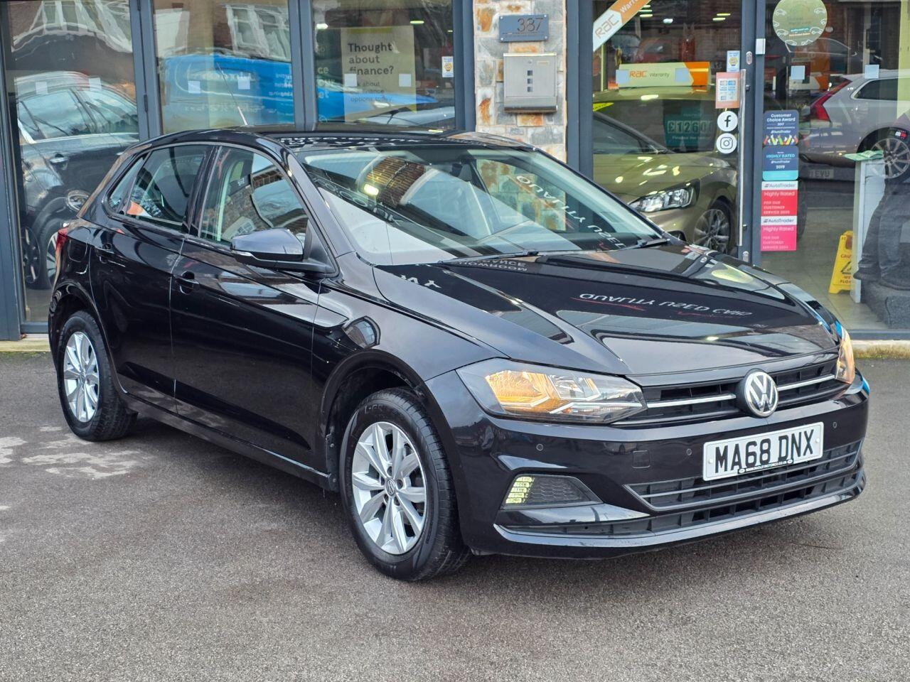 Volkswagen Polo view 4