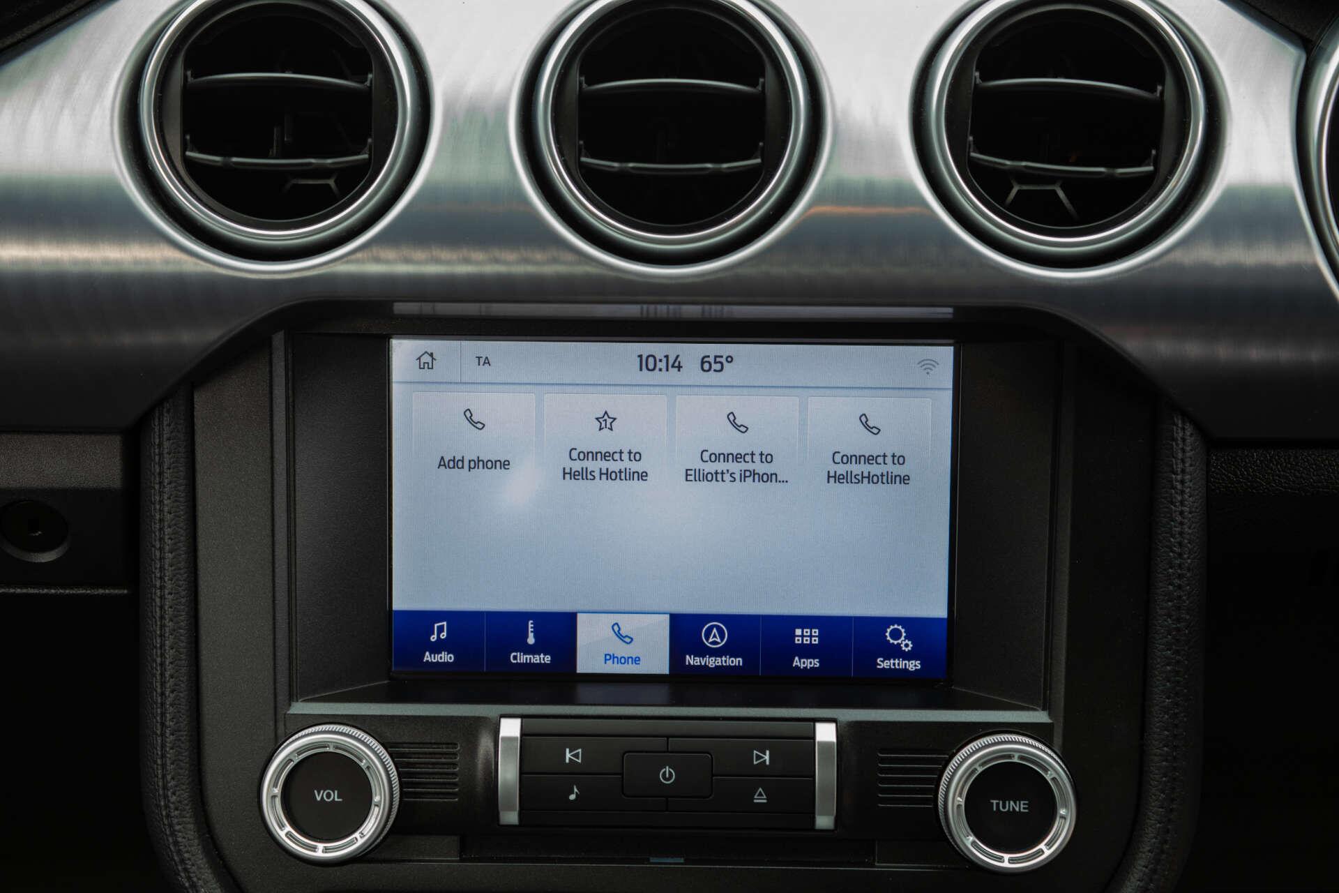 Ford Mustang view 66