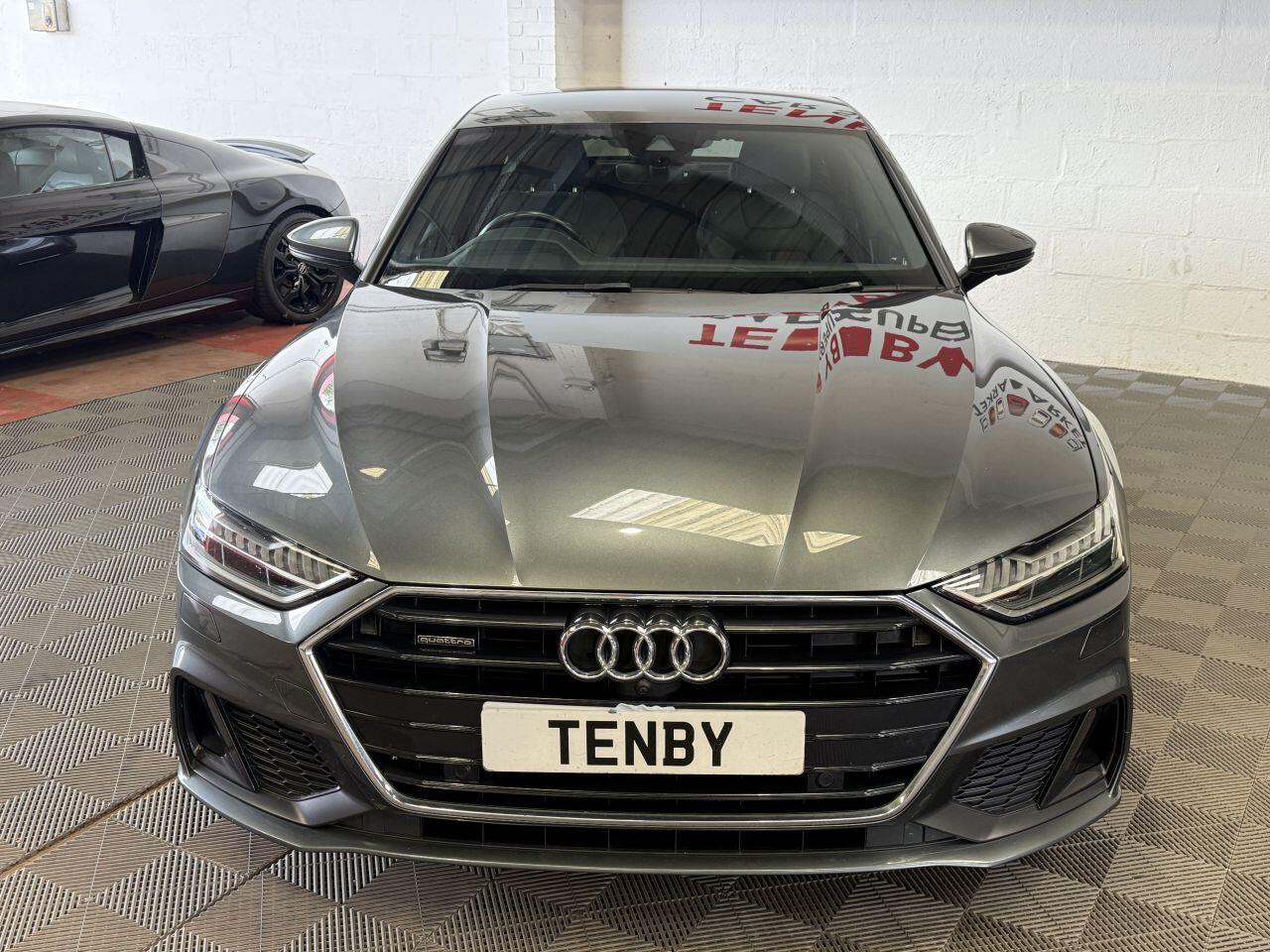 Audi A7 view 4