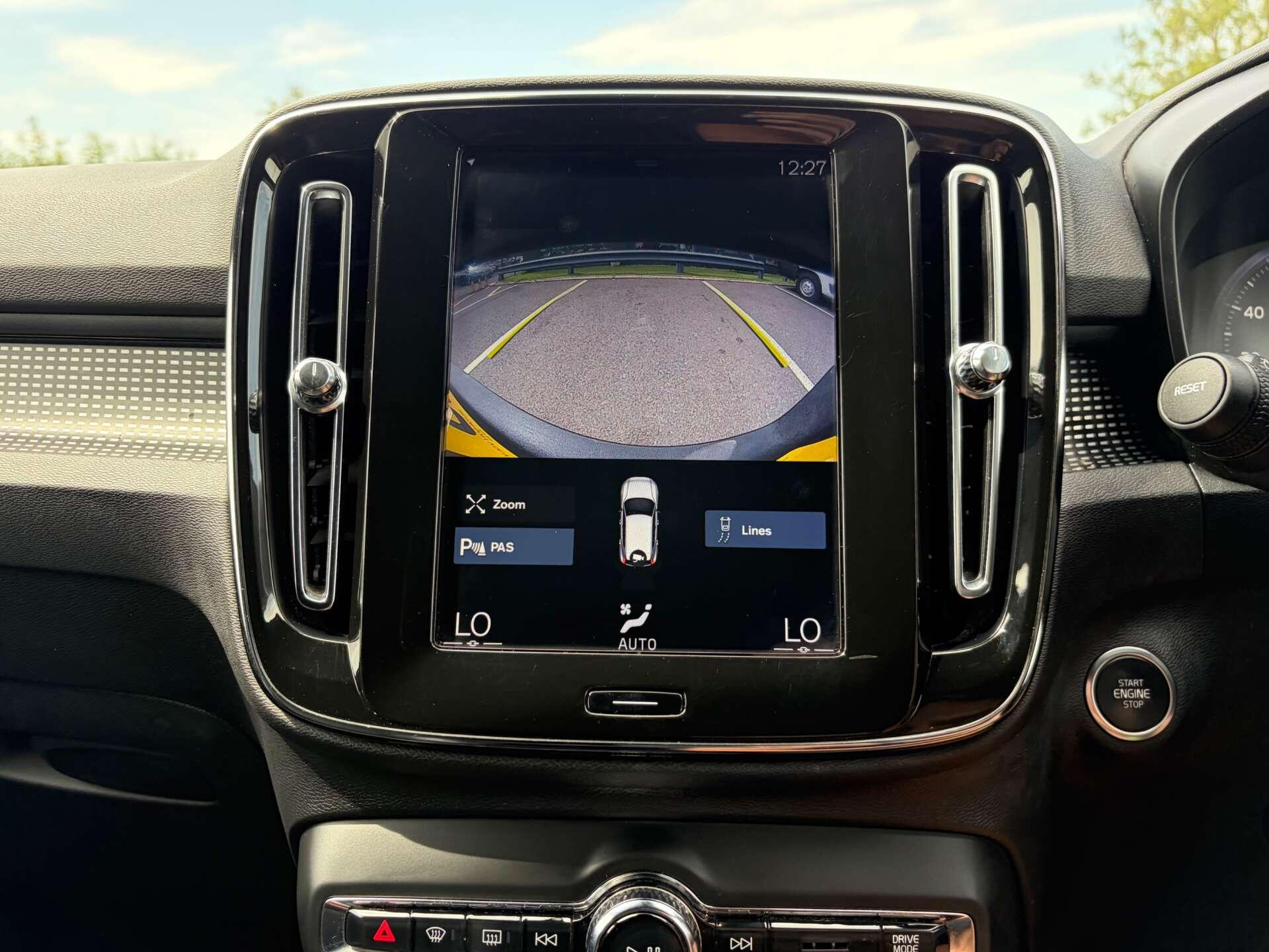 Volvo XC40 view 43