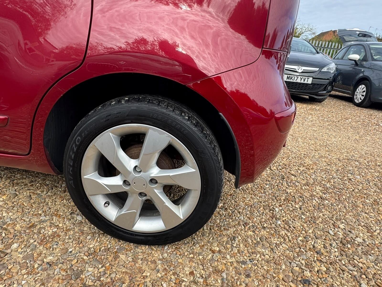 Nissan Note view 23