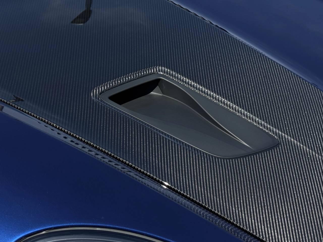 Porsche Cayman view 51