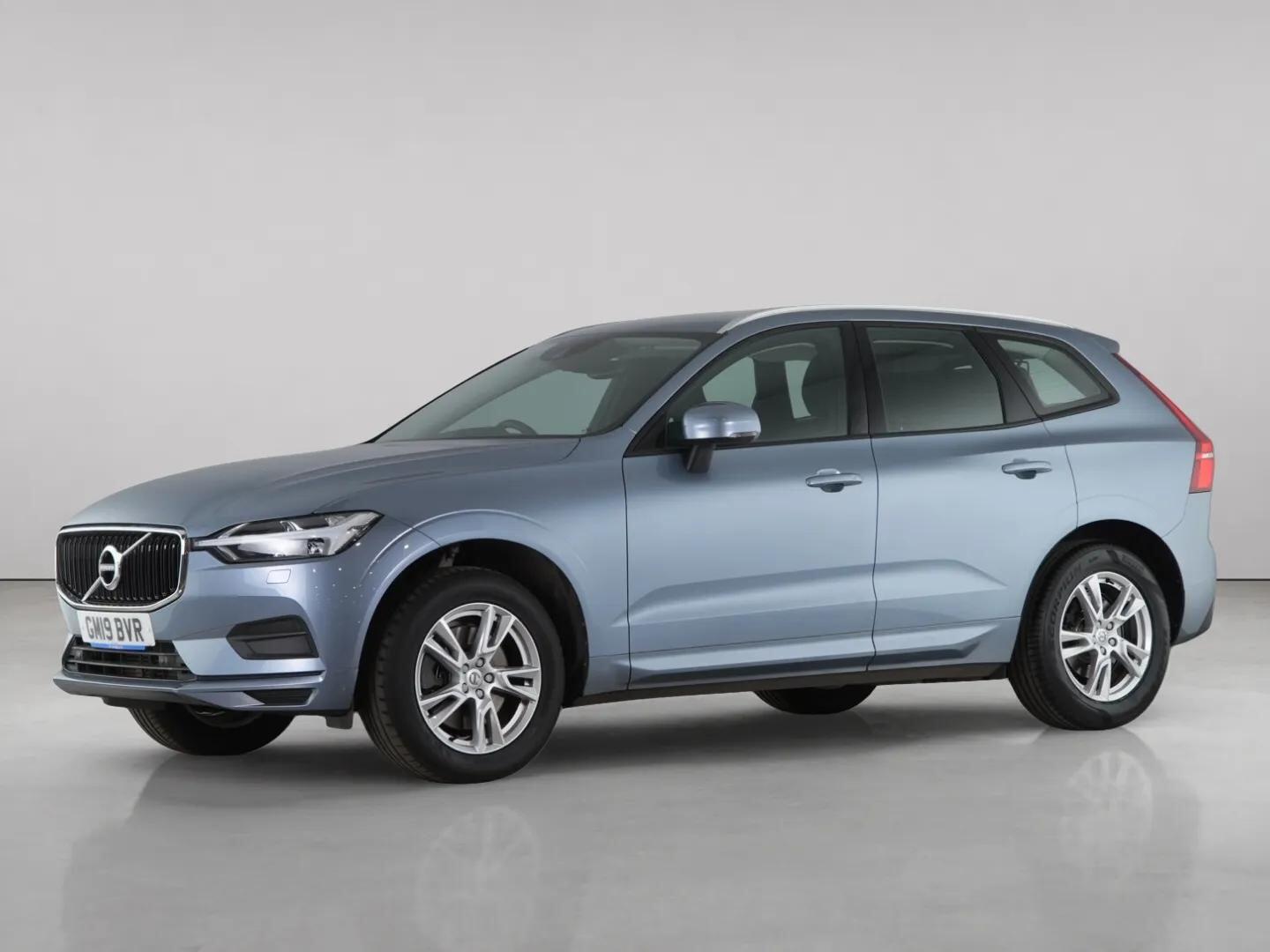 Volvo XC60 view 2