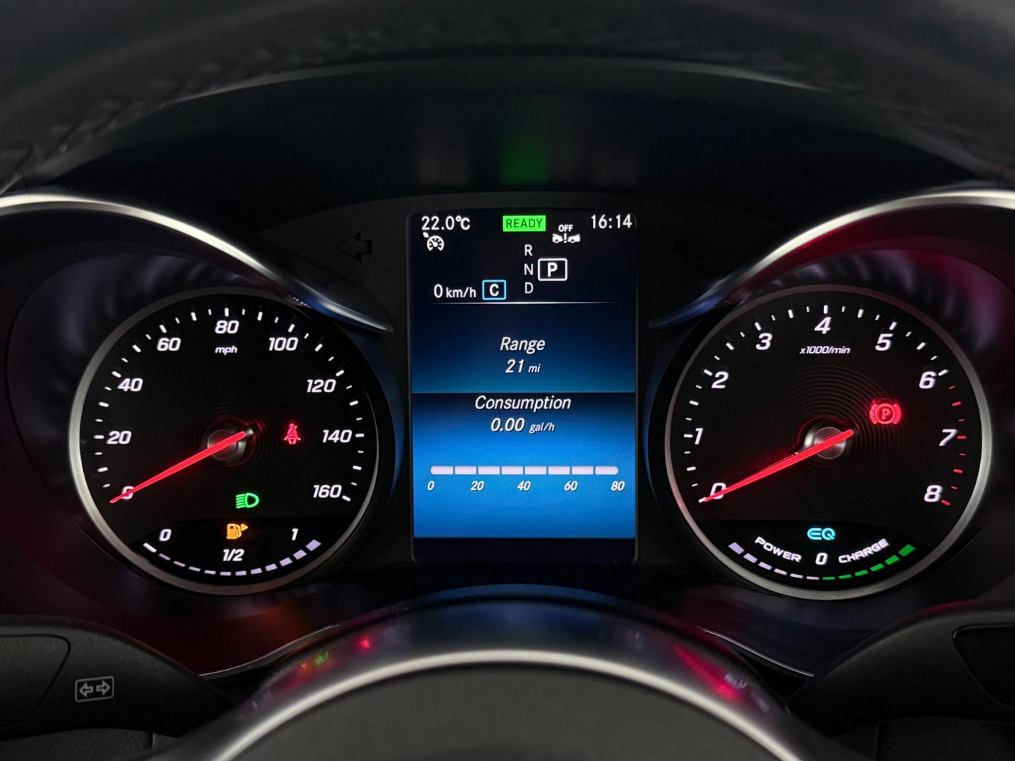 Mercedes-Benz C-Class view 13