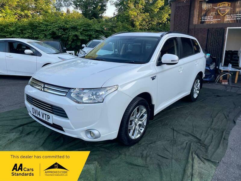 2014 Mitsubishi Outlander image 3