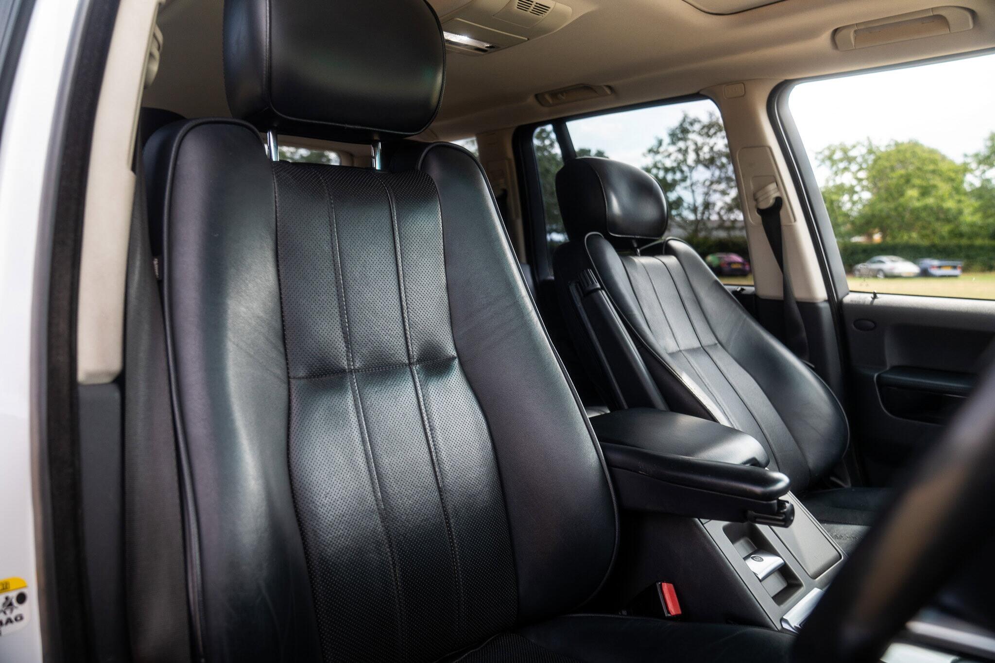 Land Rover Range Rover view 21