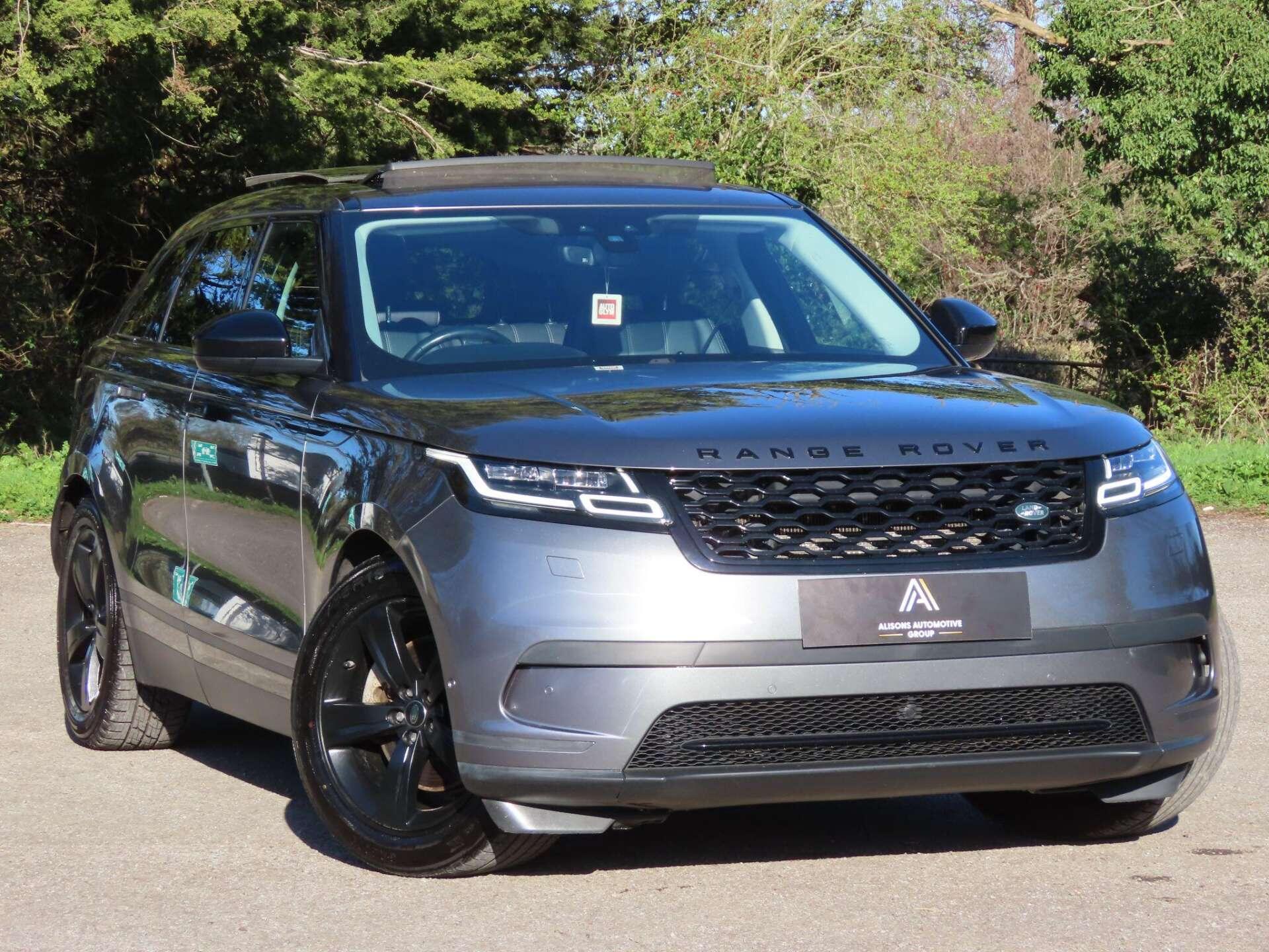 Land Rover Range Rover Velar view 4