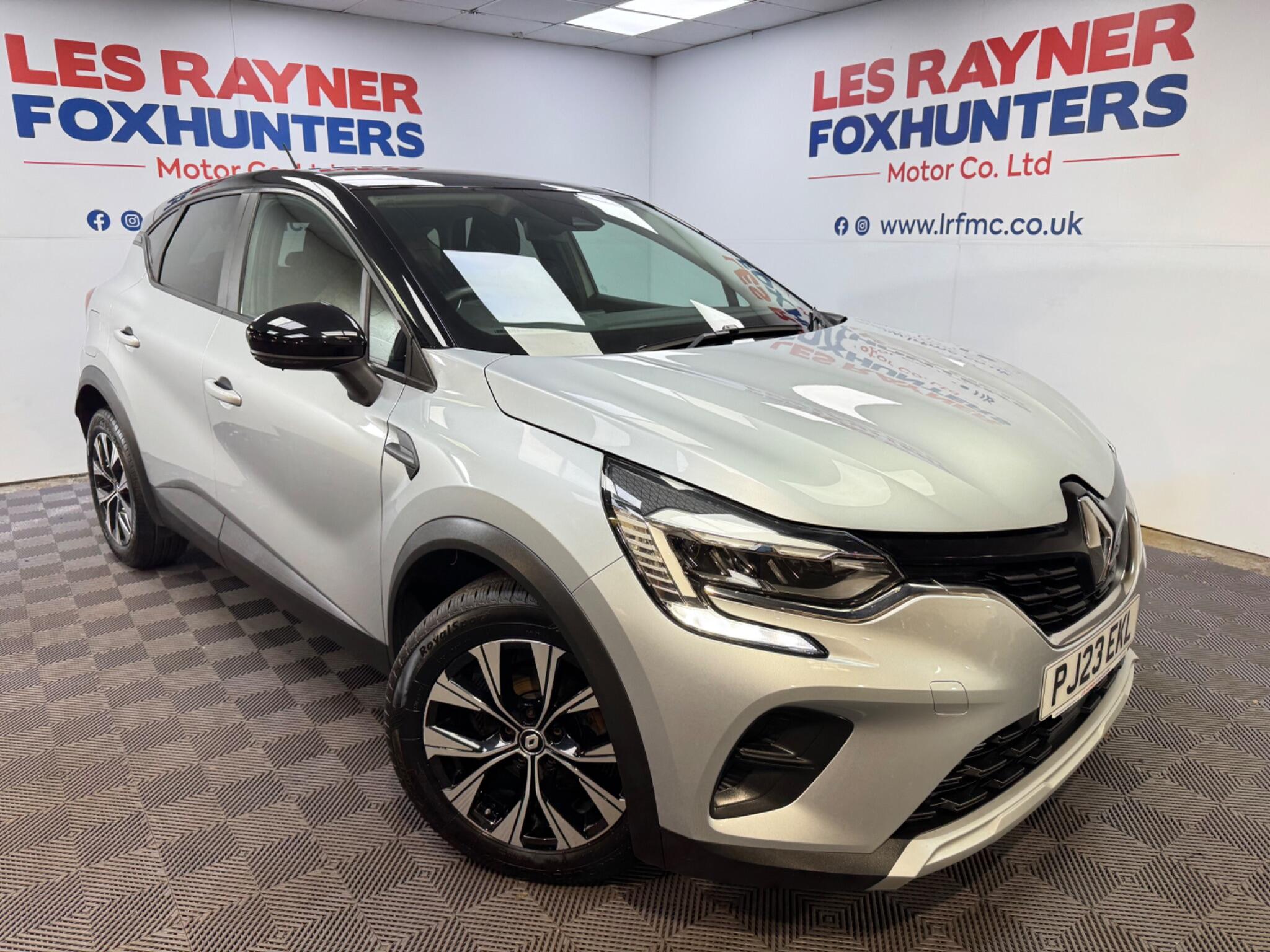 2023 Renault Captur in Grey for sale