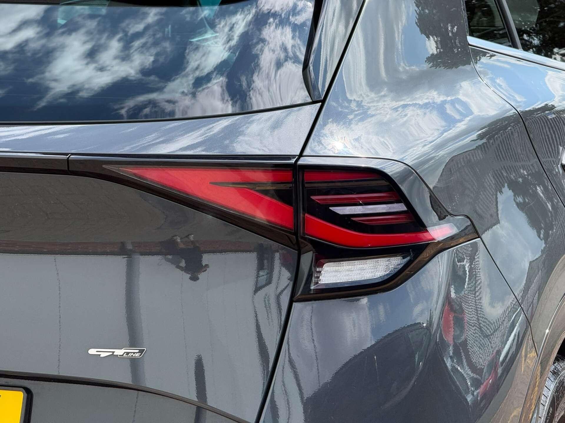 Kia Sportage view 18