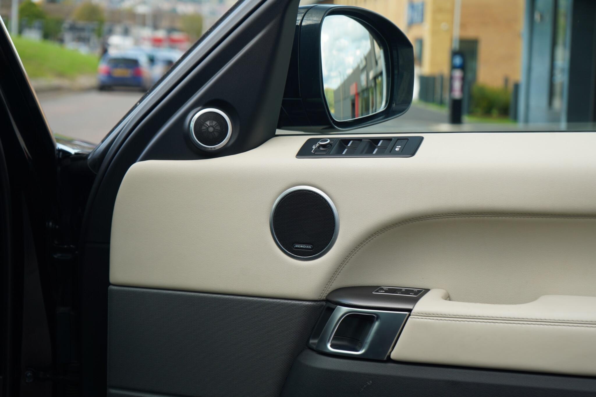 Land Rover Range Rover Sport view 17