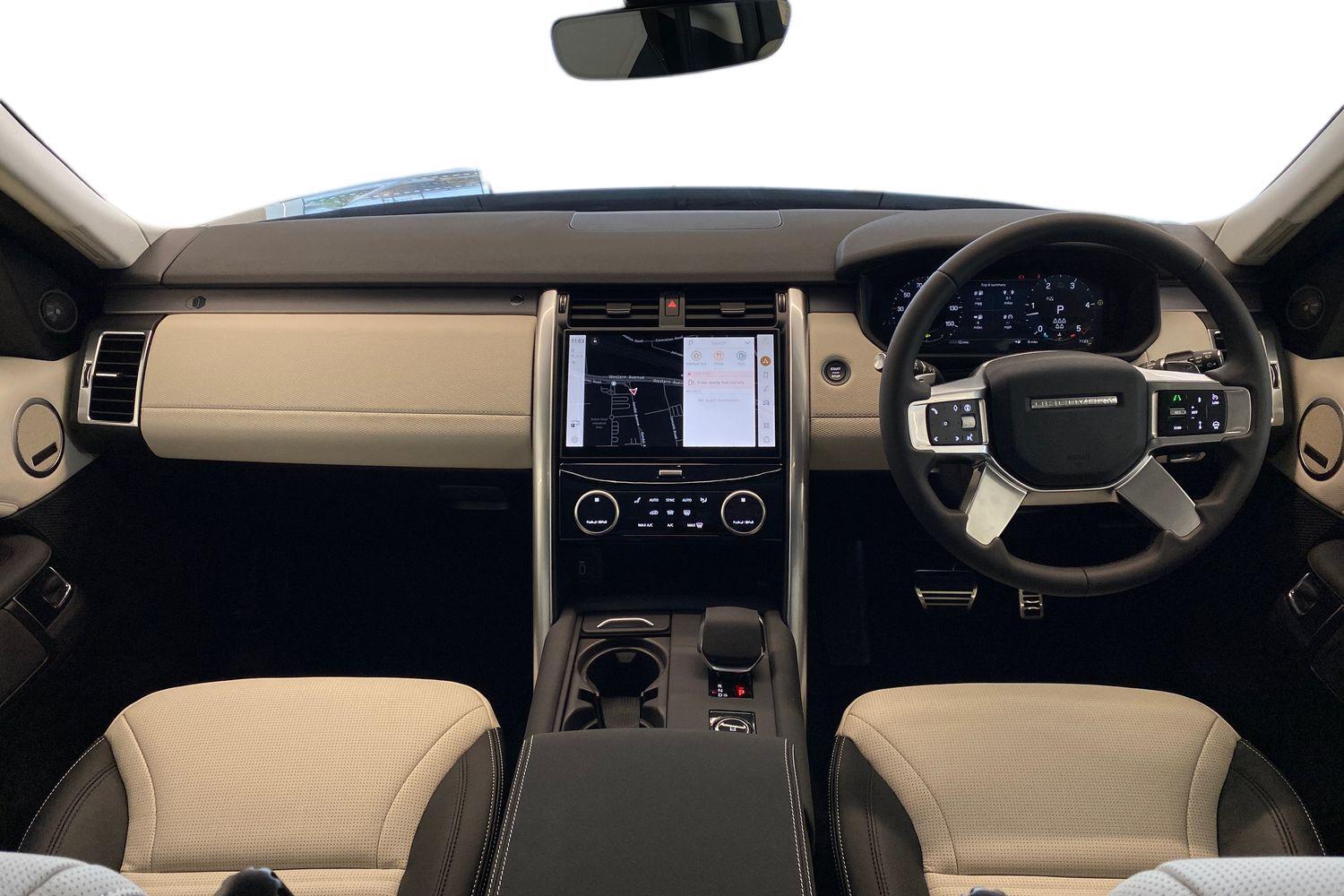 Land Rover Discovery view 9