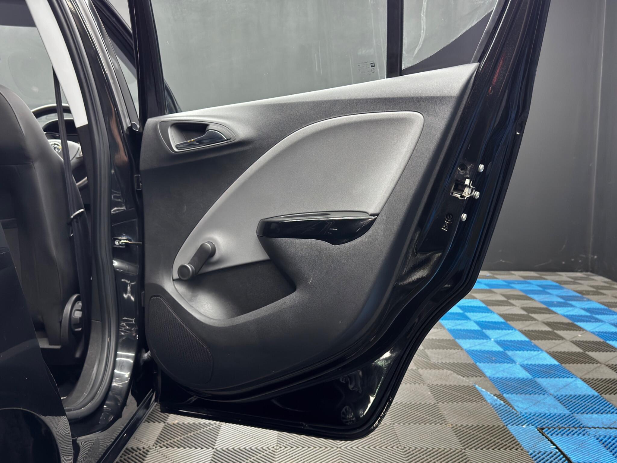 Vauxhall Corsa view 38