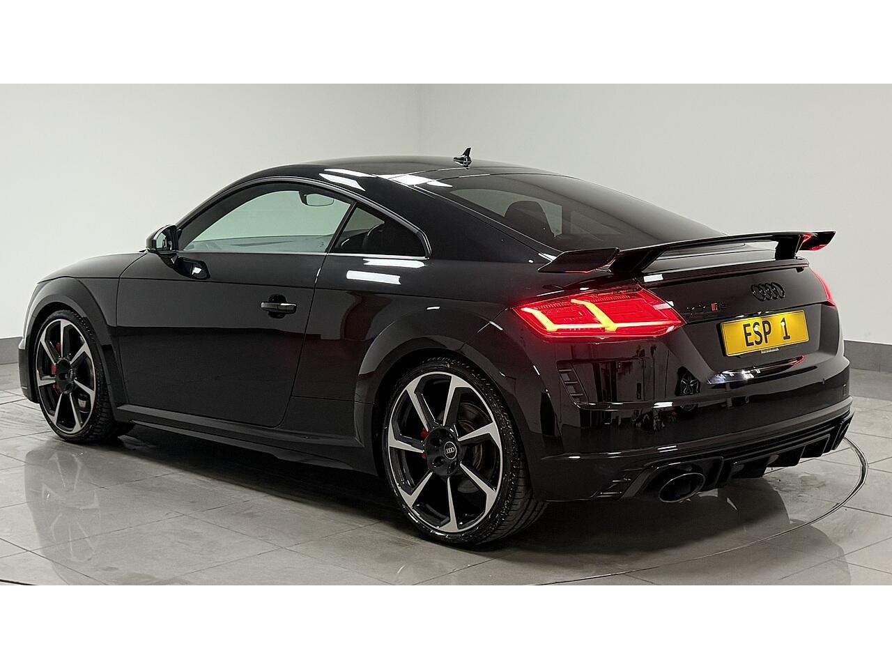Audi TT RS view 6