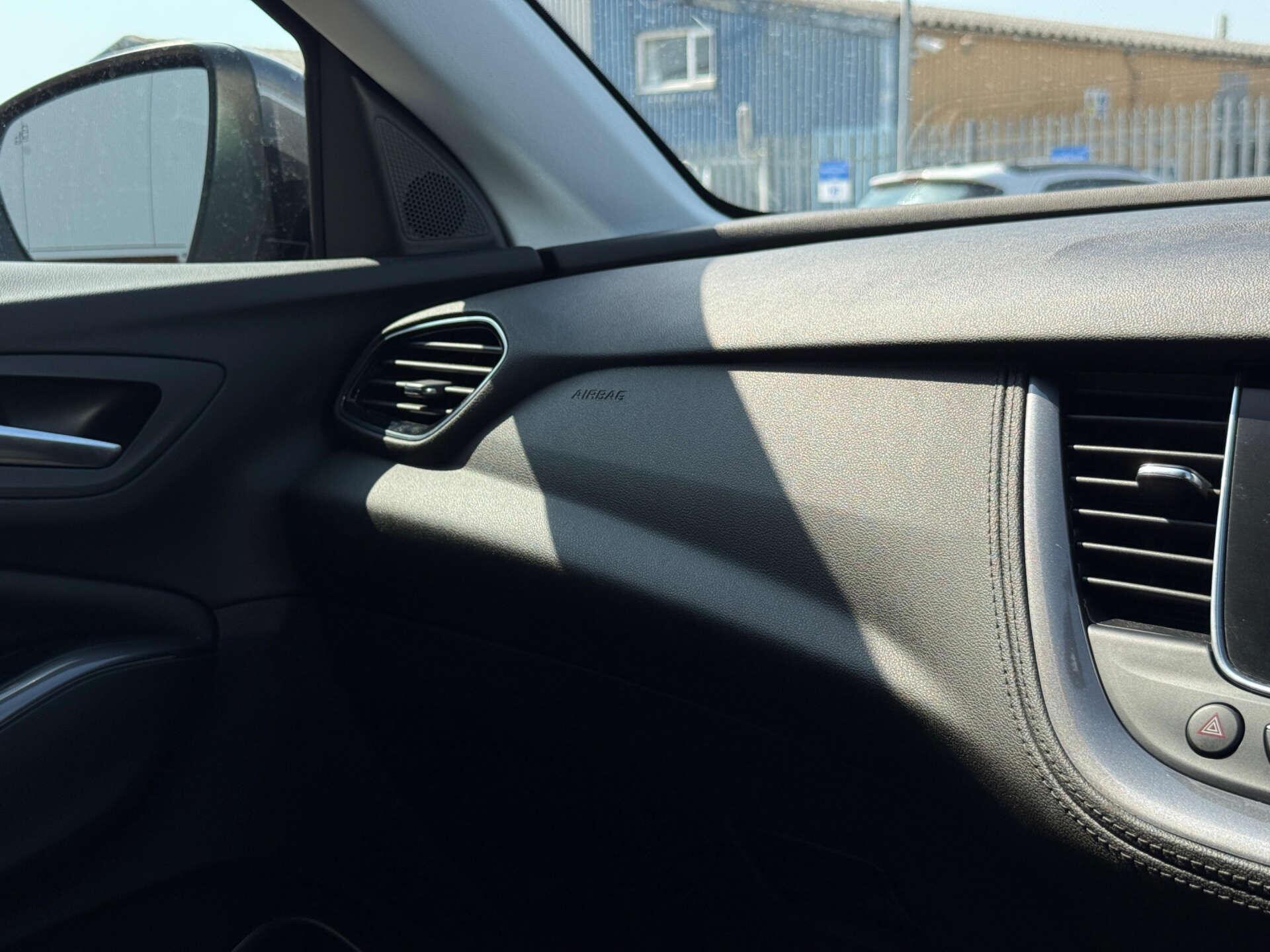 Vauxhall Grandland X view 57