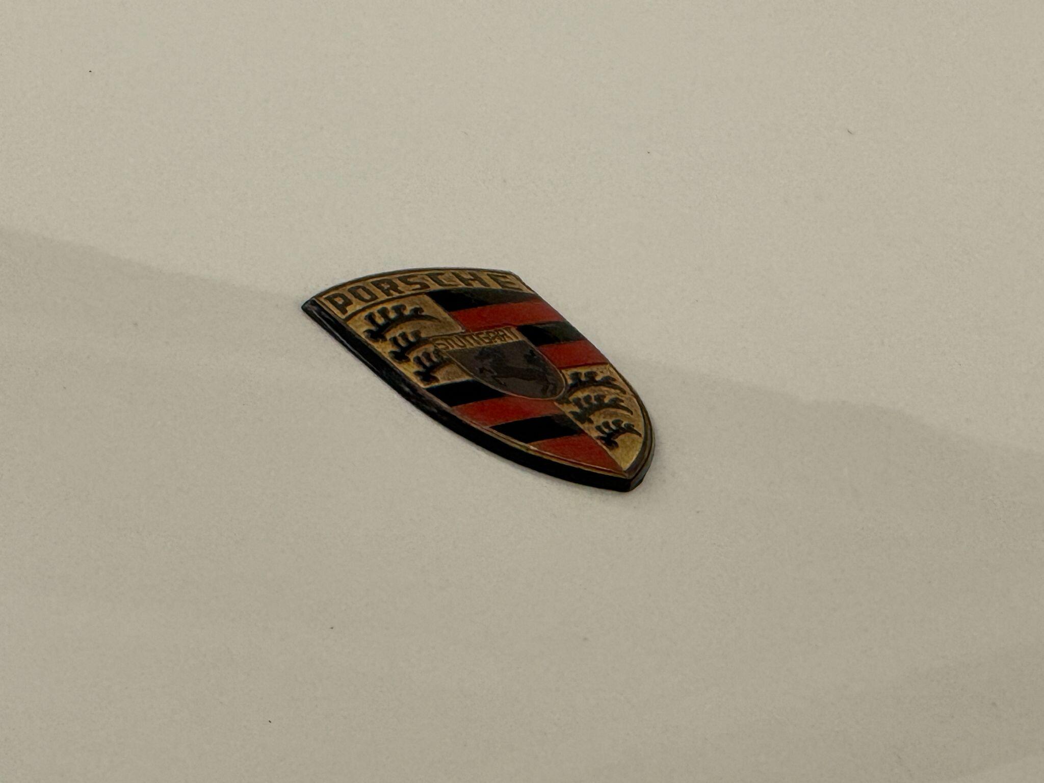 Porsche 911 view 55