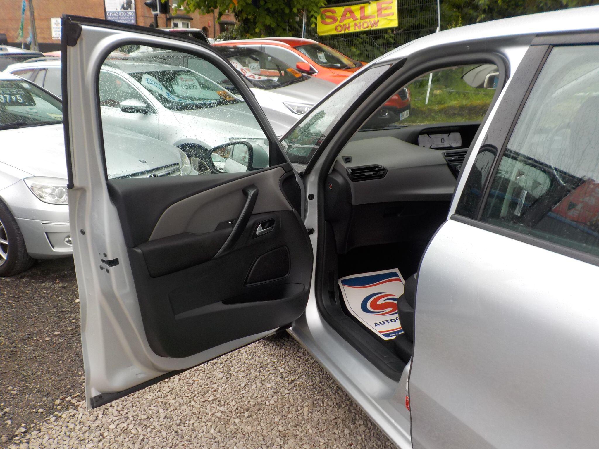 Citroen Grand C4 Picasso 1.6 e-HDi VTR+ Euro 5 (s/s) 5dr