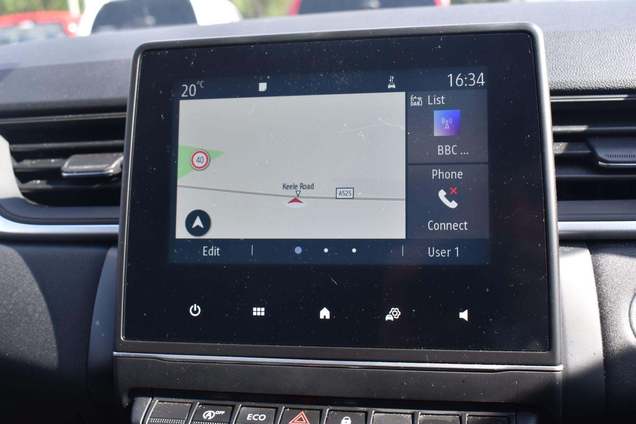 Captur - 1.3 TCe Iconic EDC Euro 6 (s/s) 5dr - Image 18