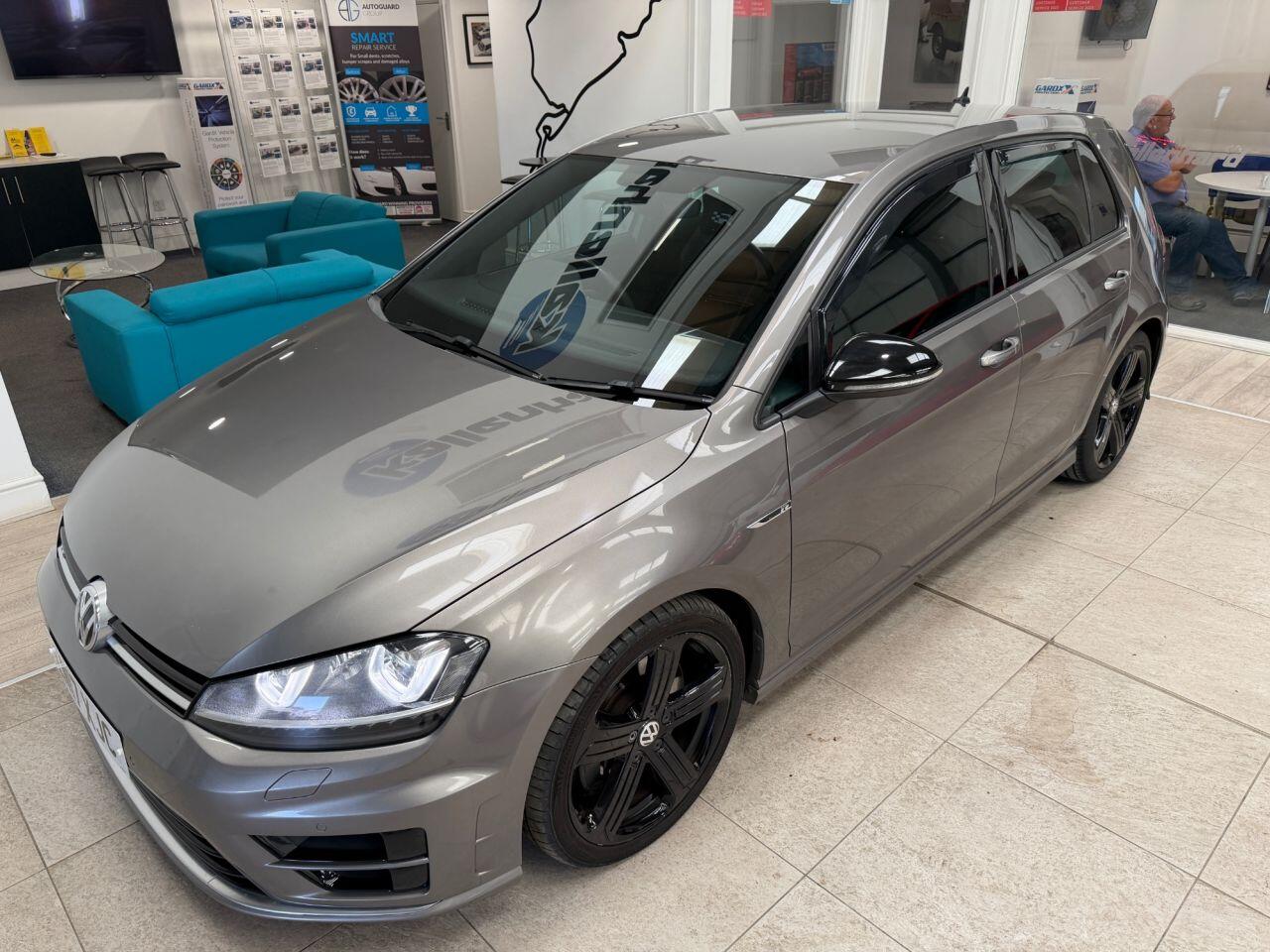 Volkswagen Golf view 7