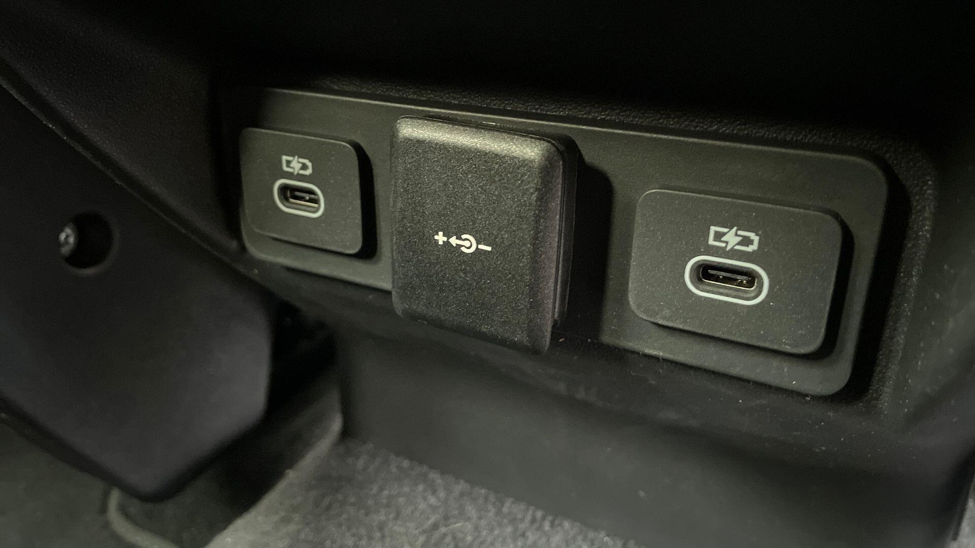 Land Rover Range Rover Evoque view 45
