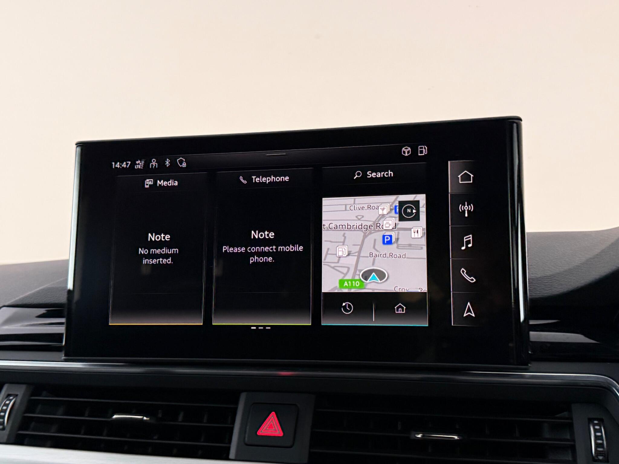 Audi A4 view 26