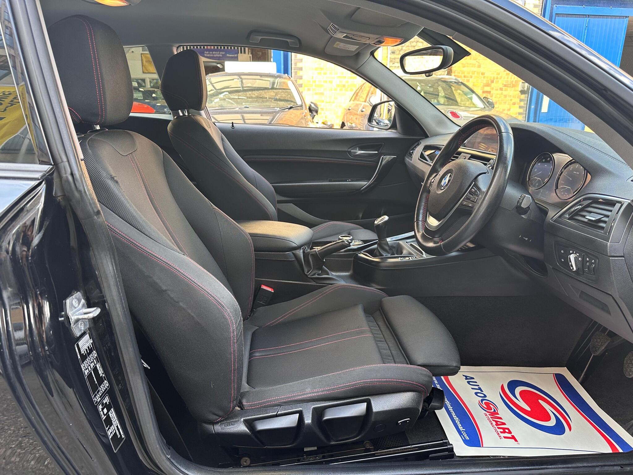 BMW 1 Series view 13