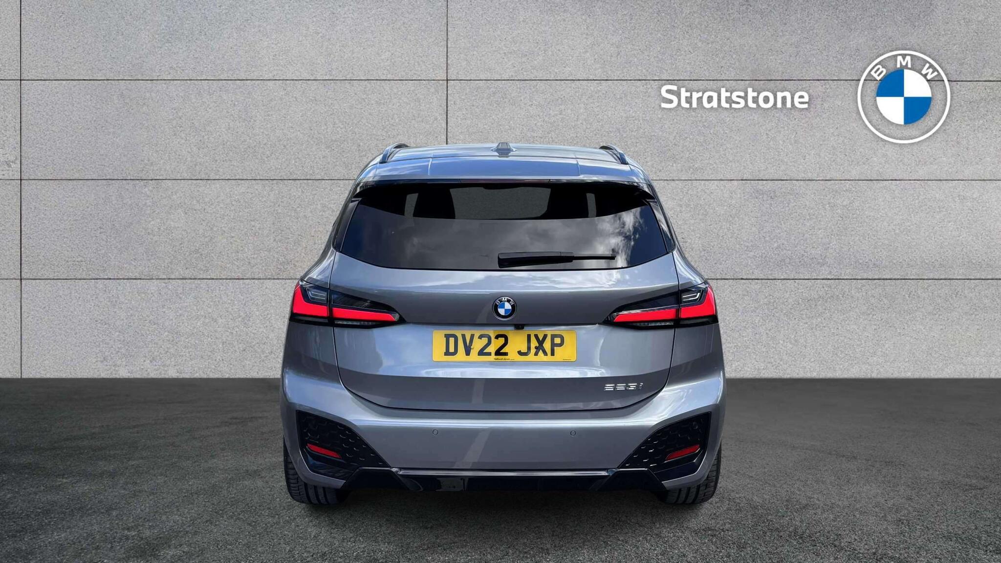 BMW 2 Series view 17