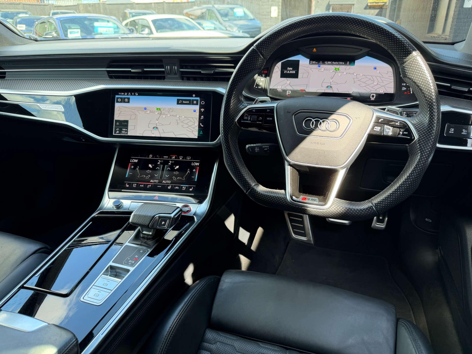Audi RS7 view 4