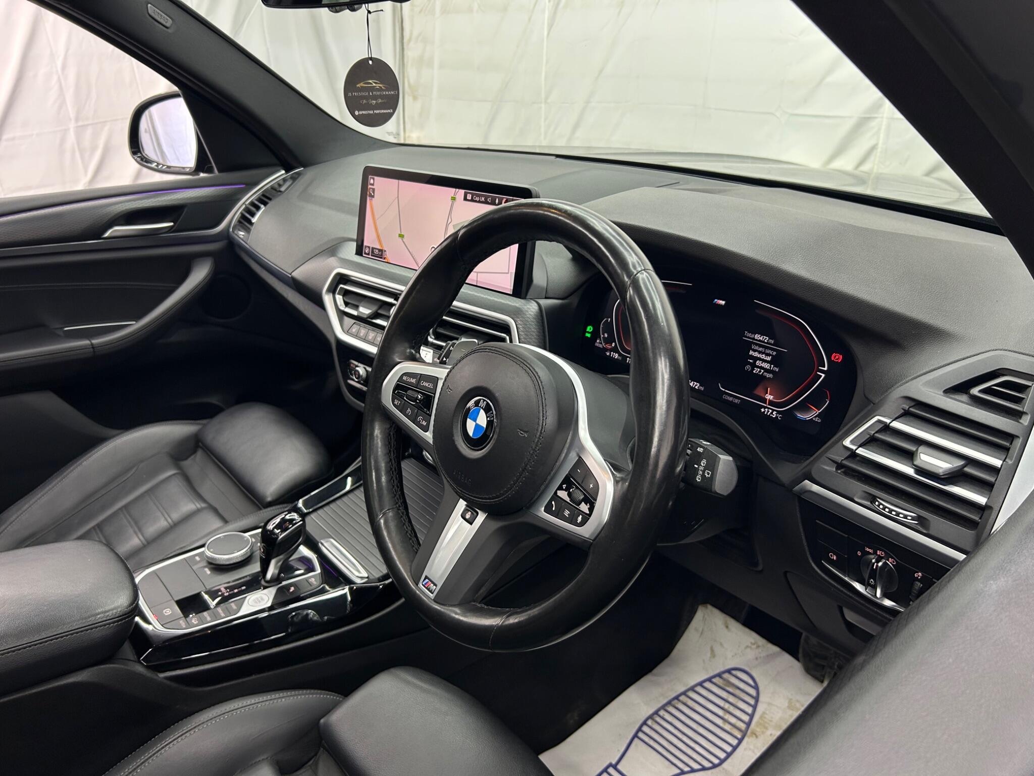 BMW X3 view 12