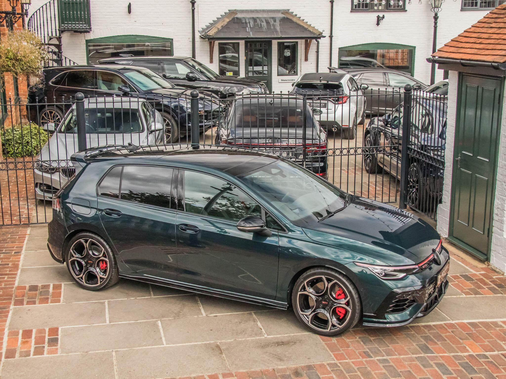 Volkswagen Golf view 10