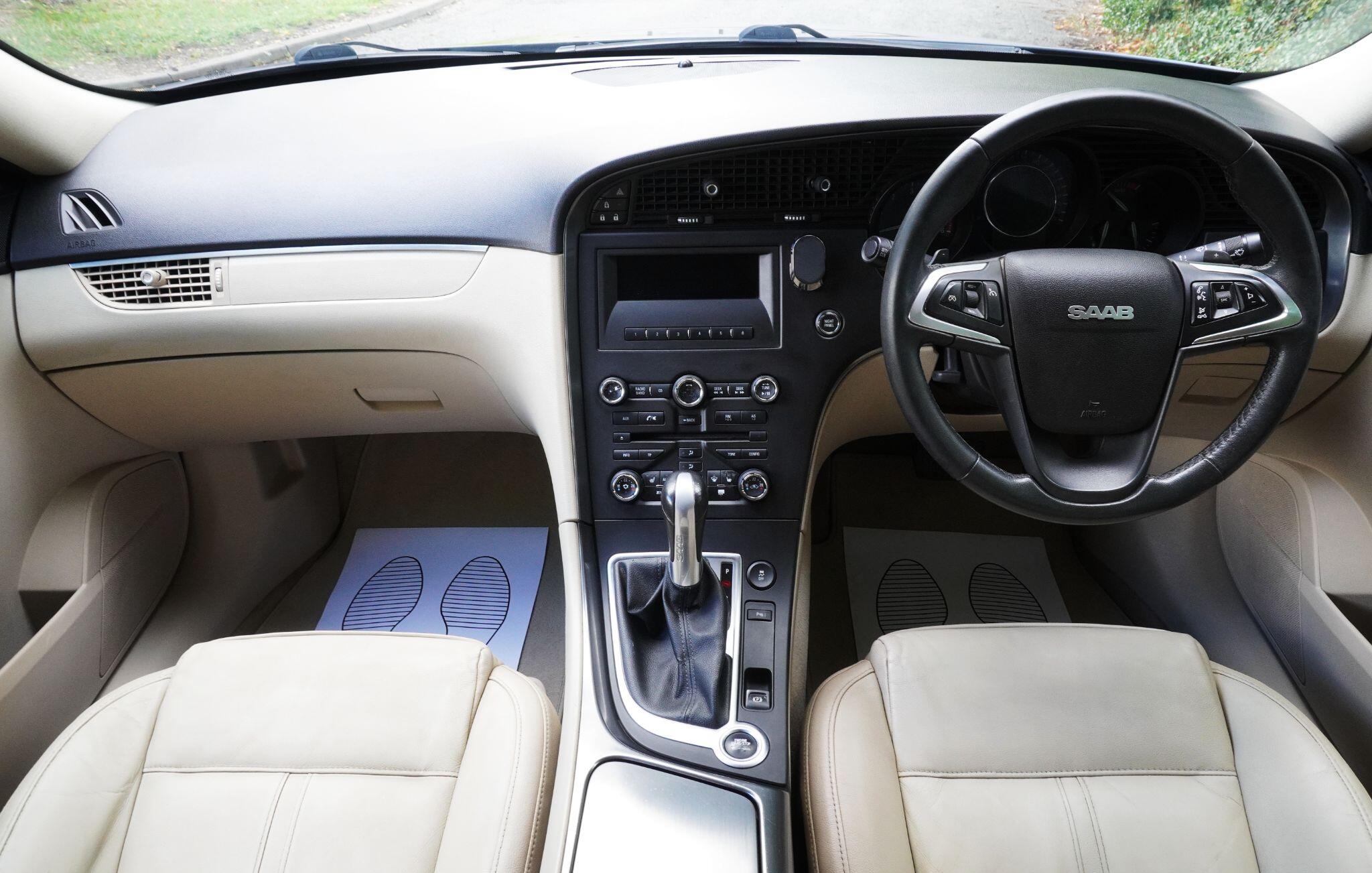 Saab 9-5 view 24