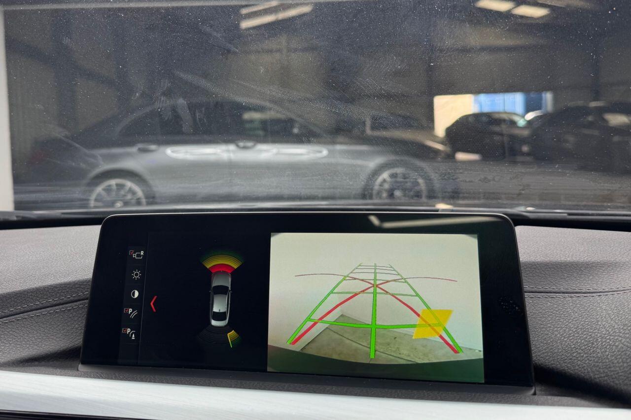 BMW 4 Series view 33