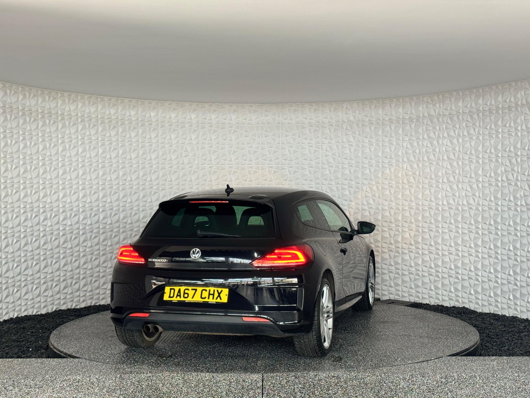 Volkswagen Scirocco view 13